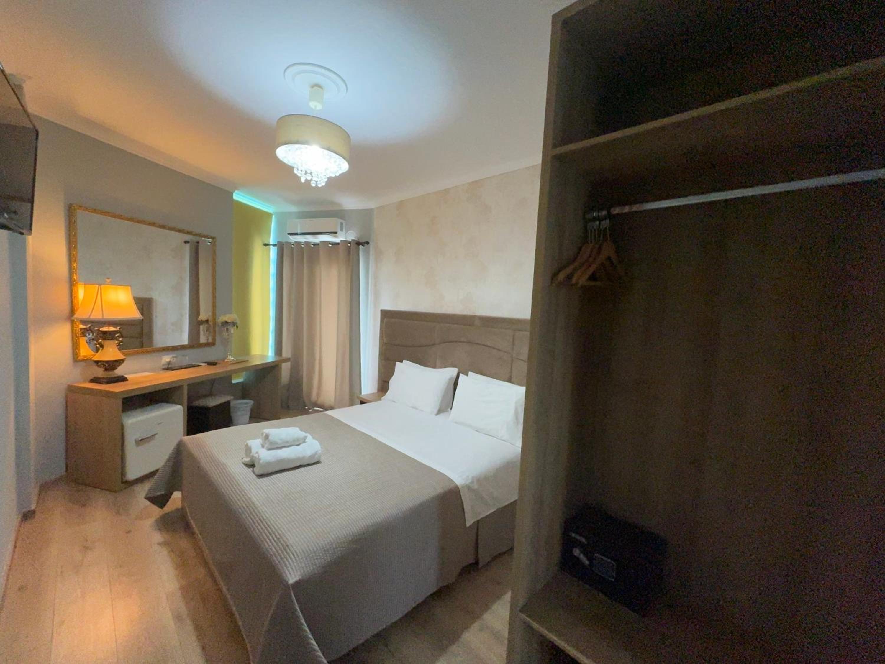 Standard Double Room with Balcony and Sea View