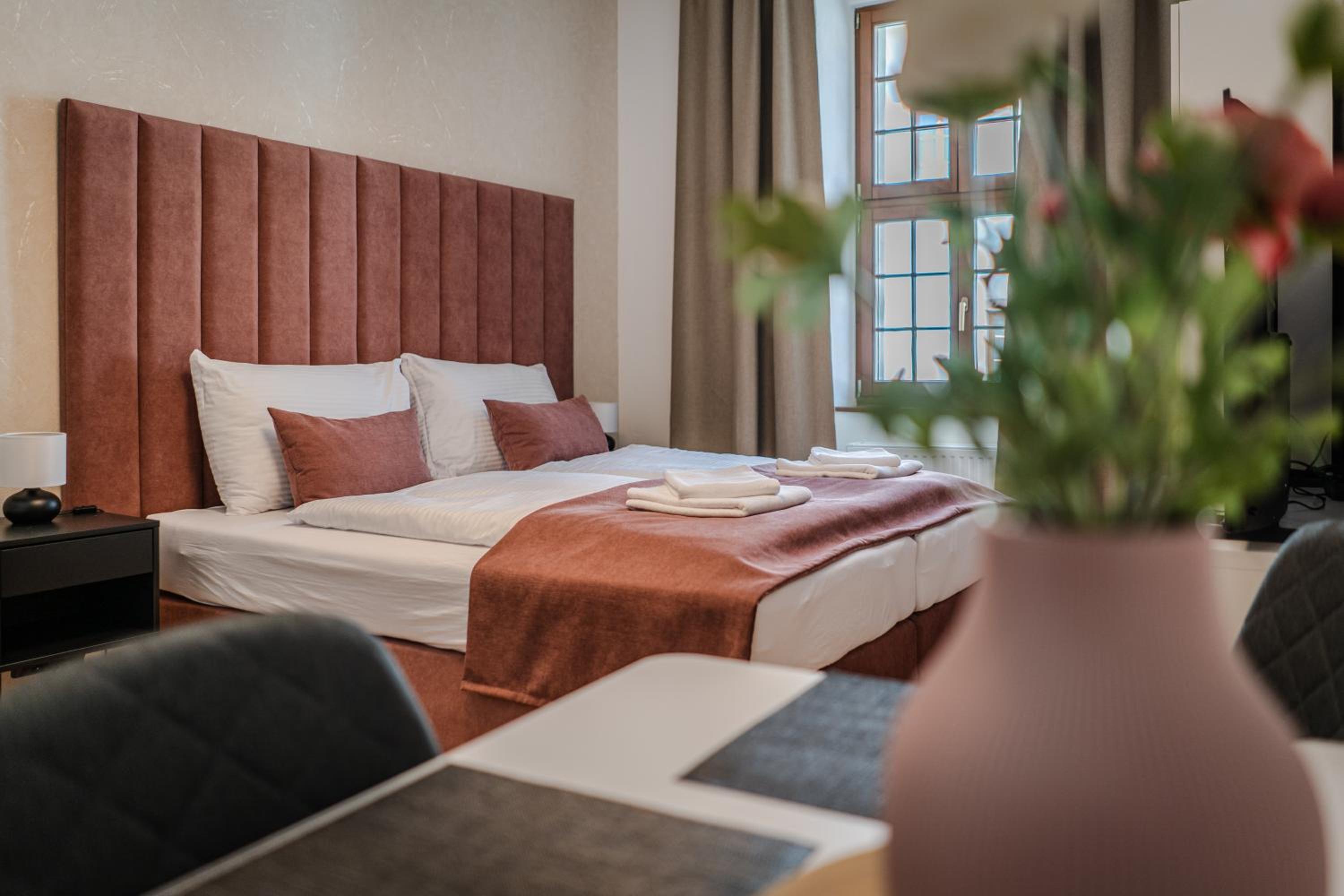 Studio Apartment with One Double Bed