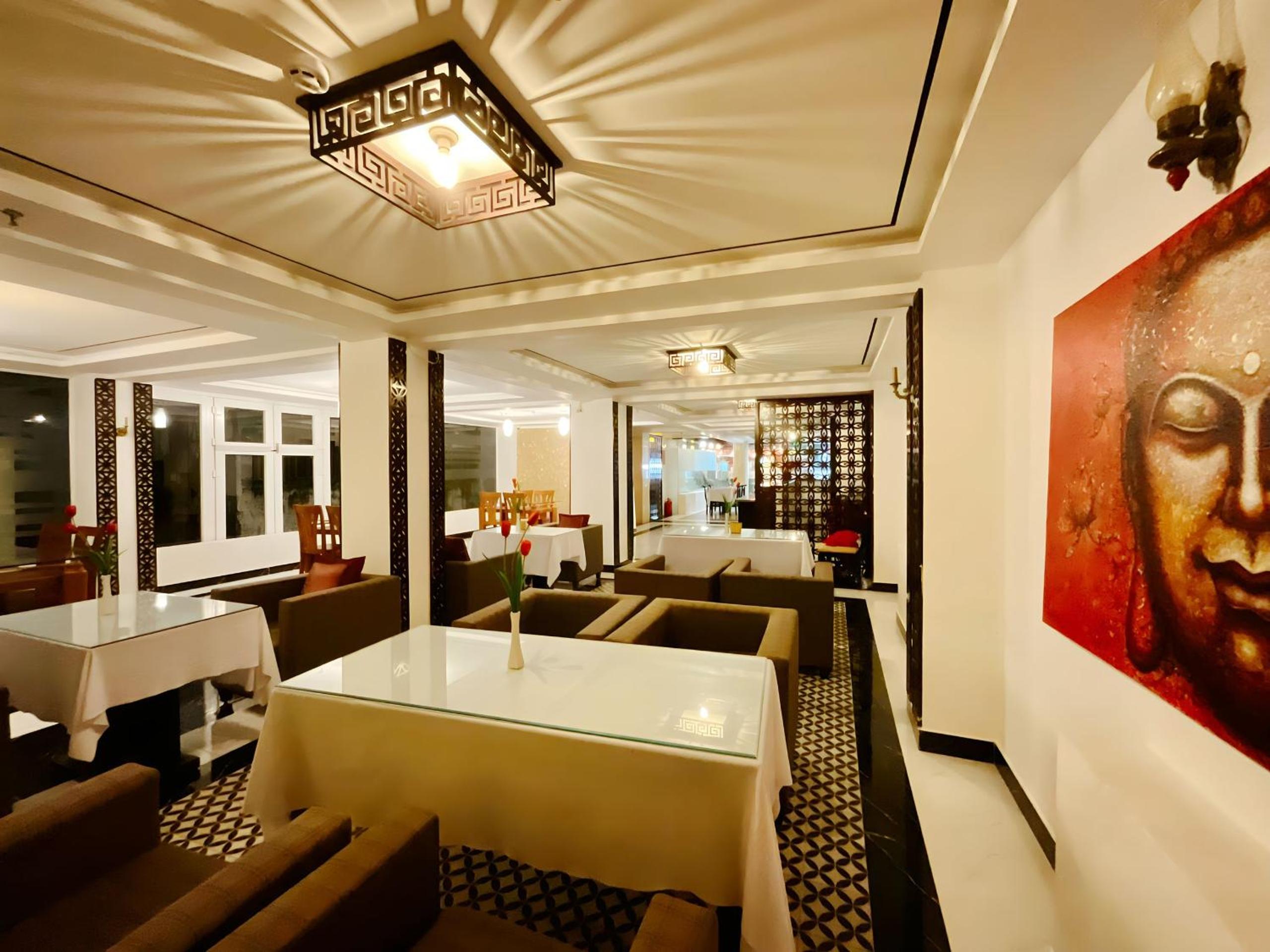 Deluxe Twin Room - Photo 22