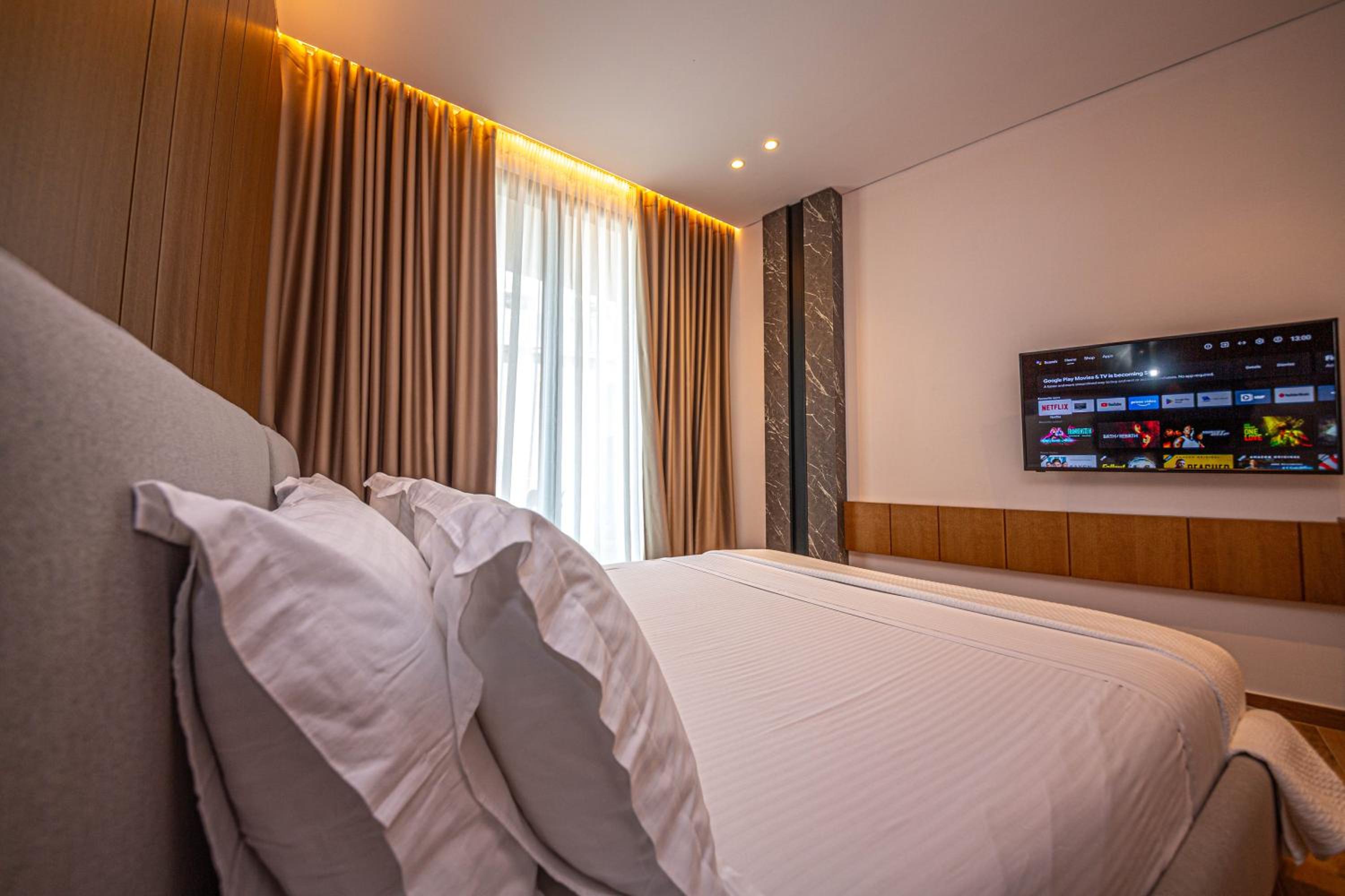 Deluxe Triple Room with Balcony