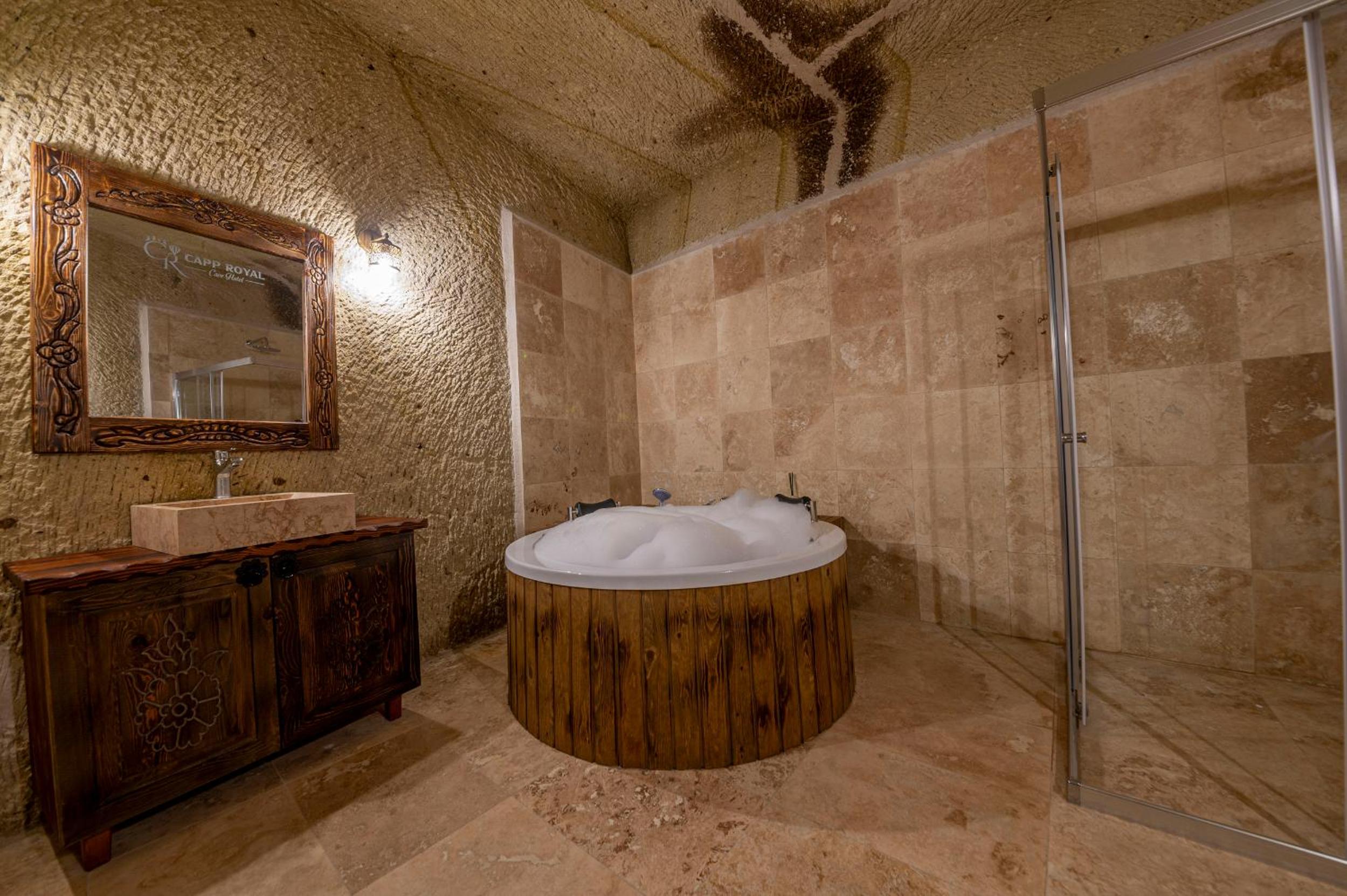 Deluxe Double Room with Castle View - Photo 34