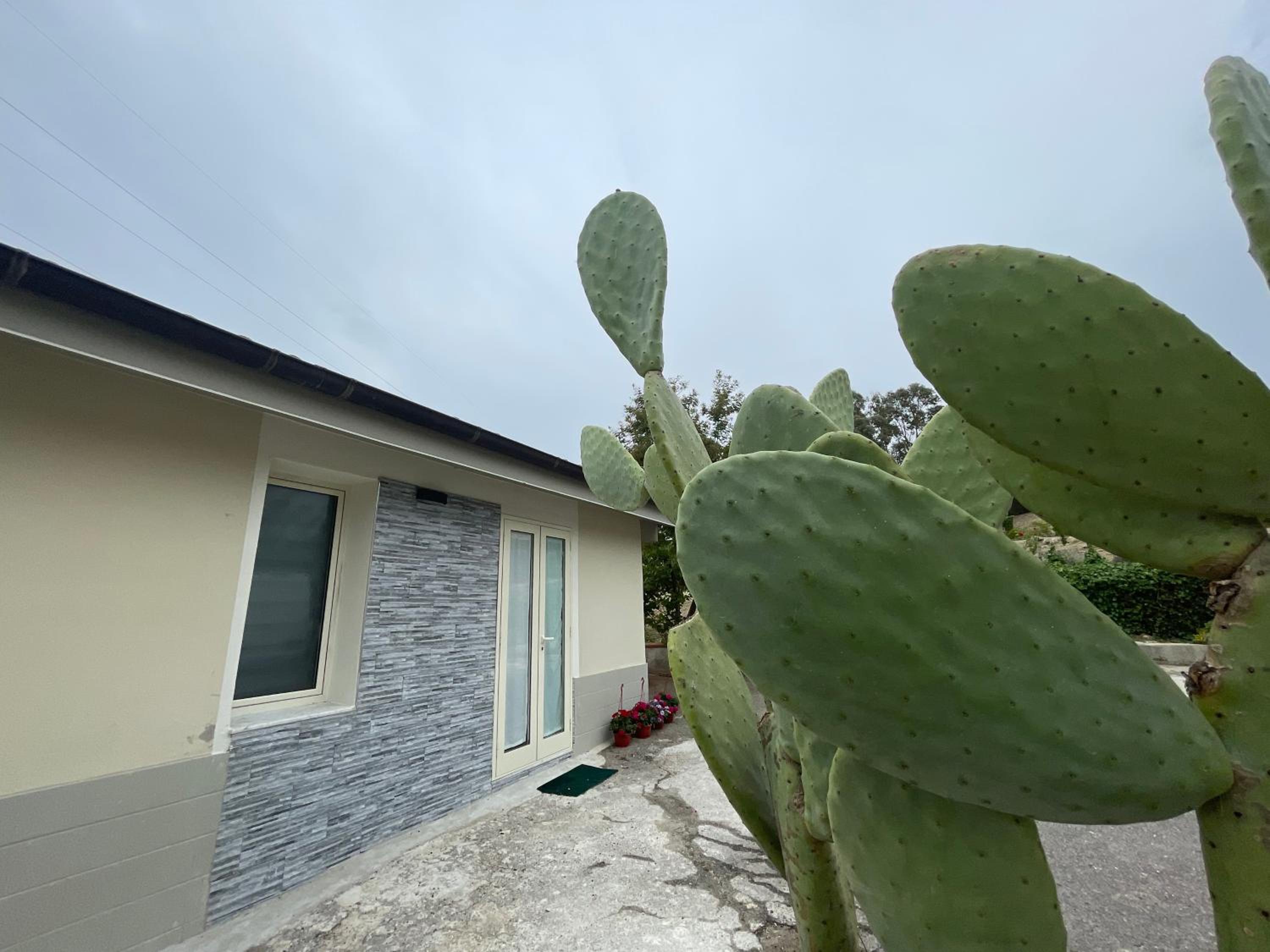 Two-Bedroom Apartment With Garden View photo 2
