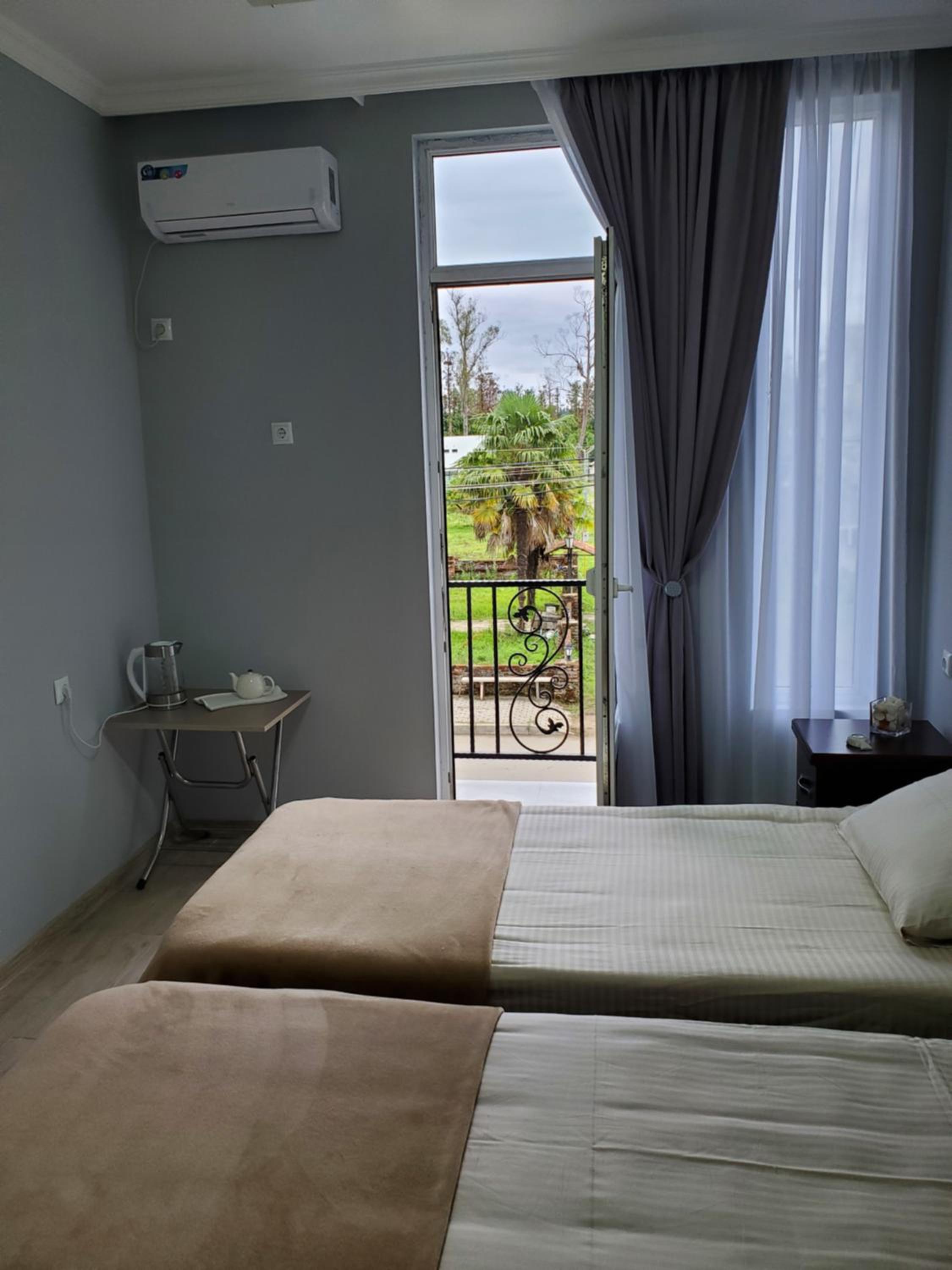 Twin Room With Balcony photo 2