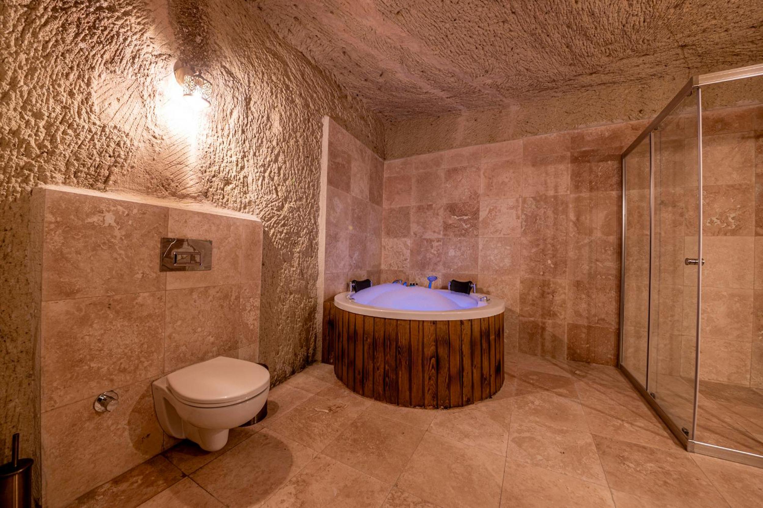 Deluxe Double Room with Castle View - Photo 27