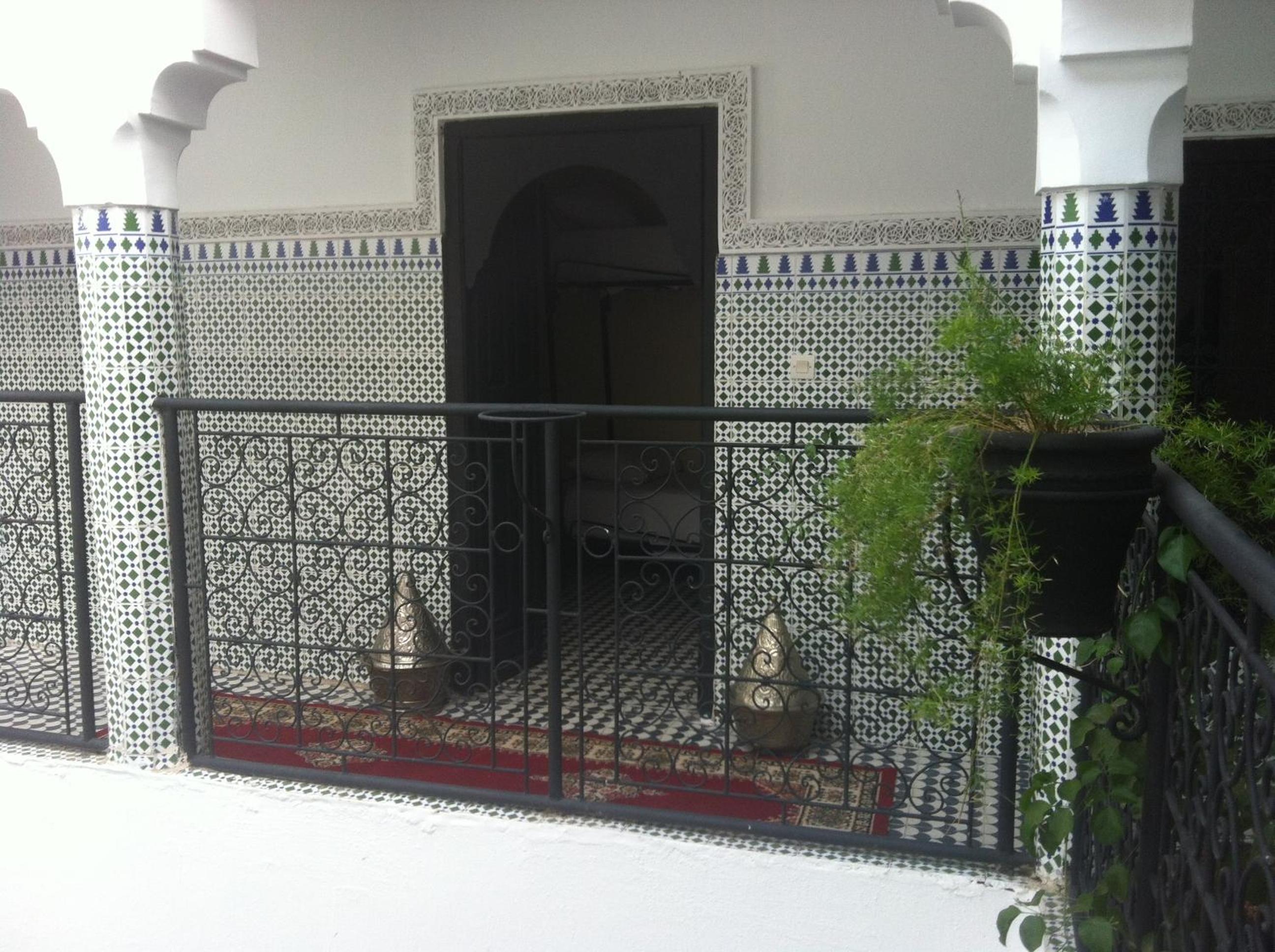 Deluxe Double Room with Shower - Photo 27