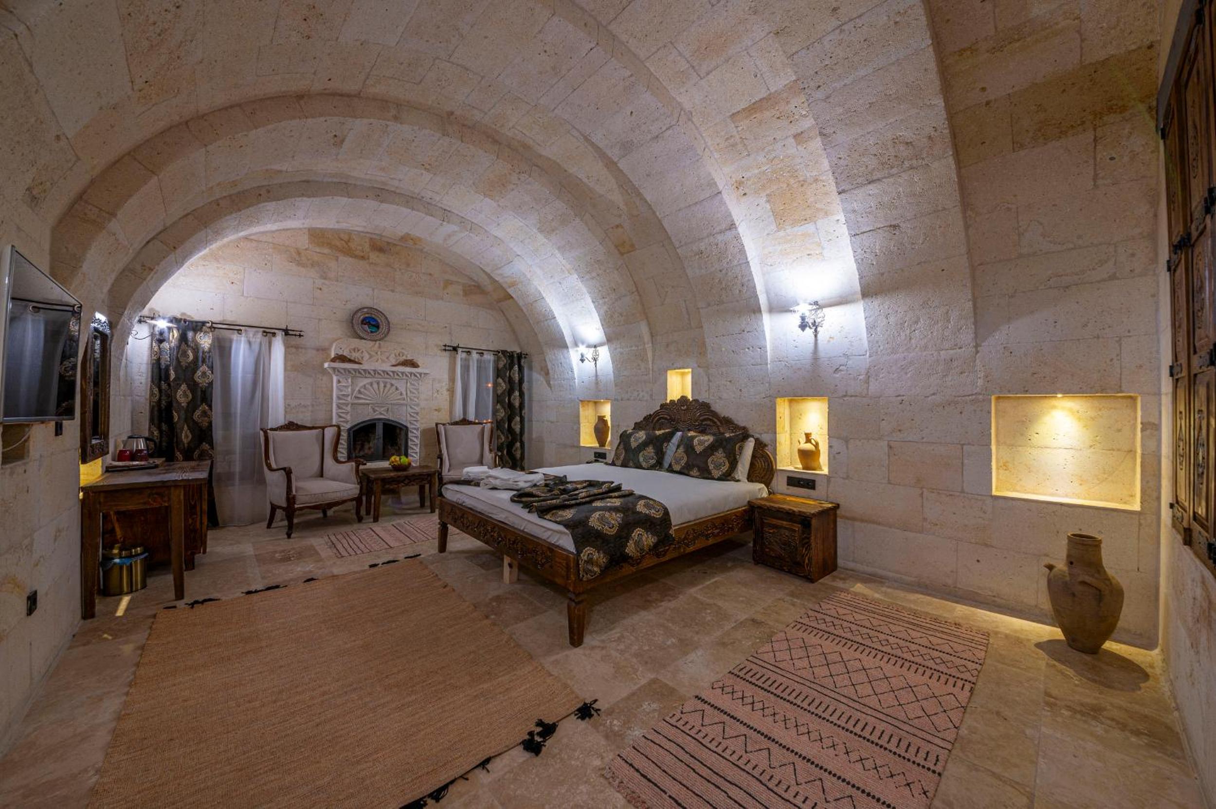Deluxe Double Room with Castle View - Photo 91