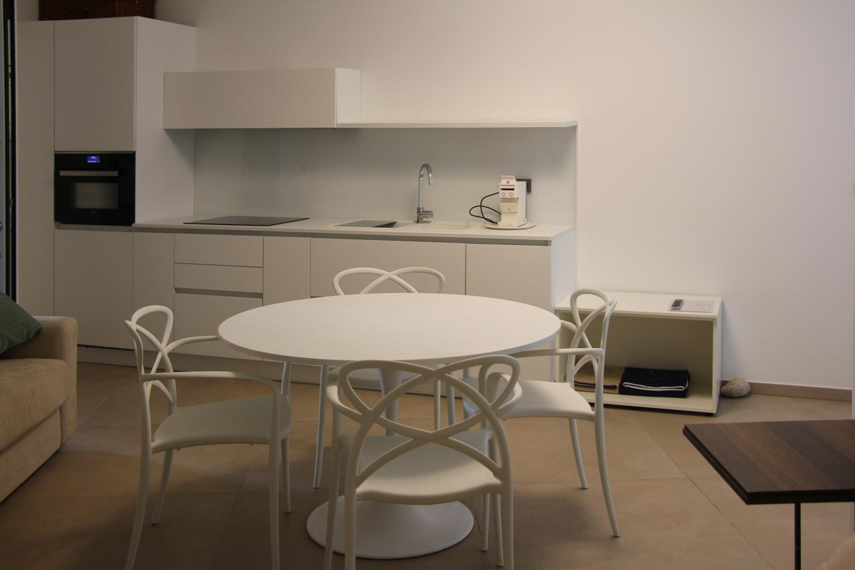Family Studio - Photo 14