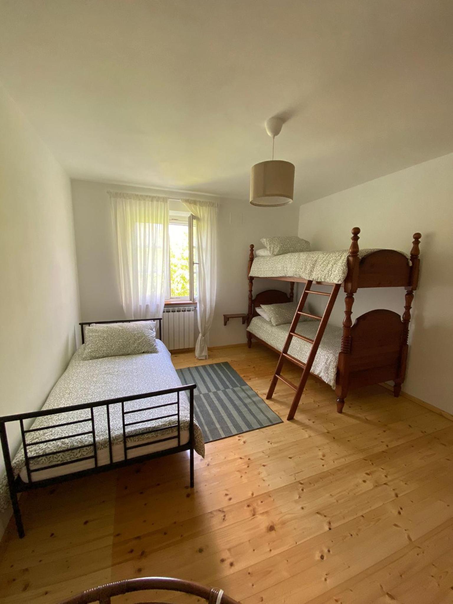 Double or Twin Room with Mountain View photo 2