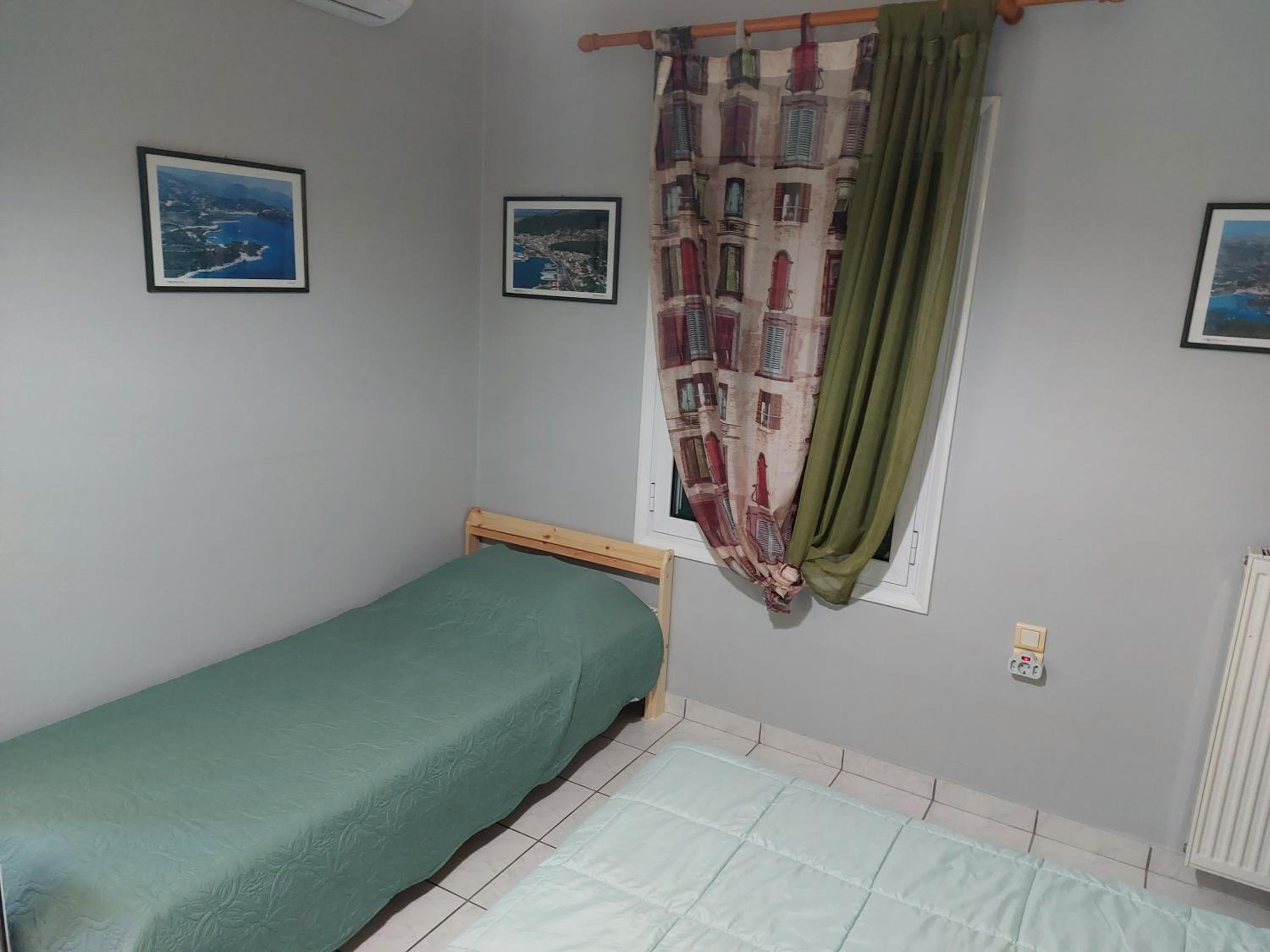 Standard Triple Room with Sea View photo 3