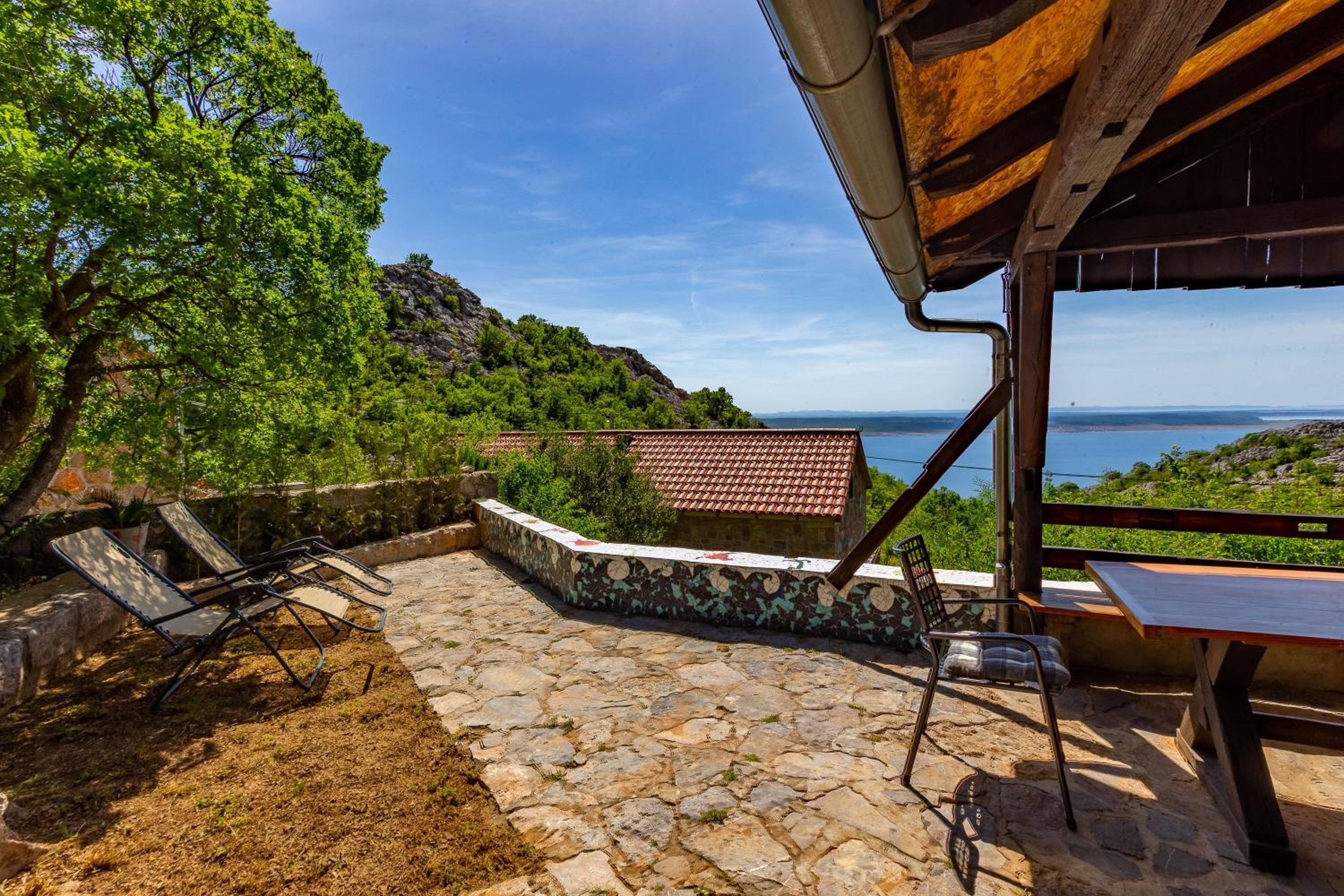 Holiday House photo 2