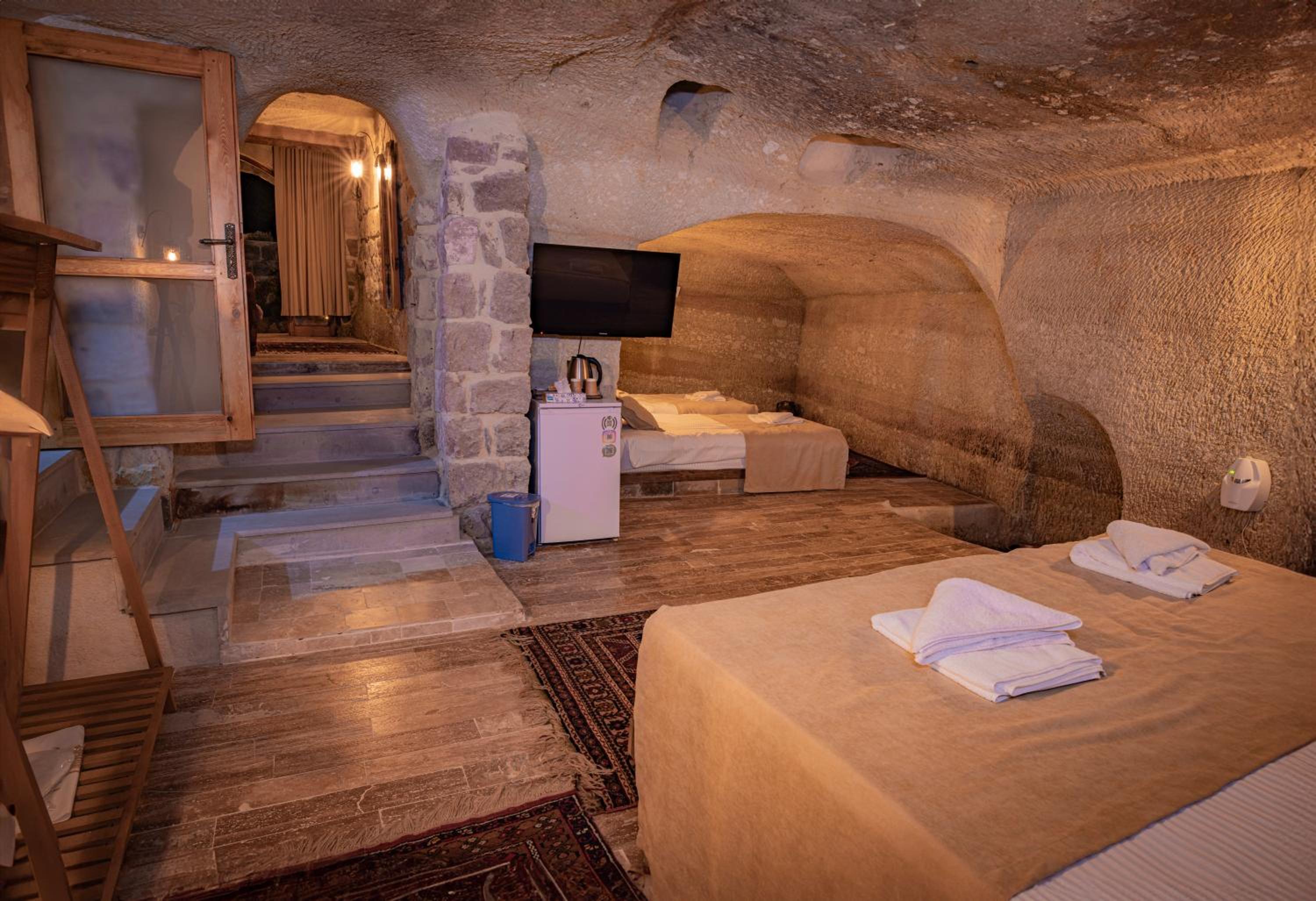 Family Room - Photo 1