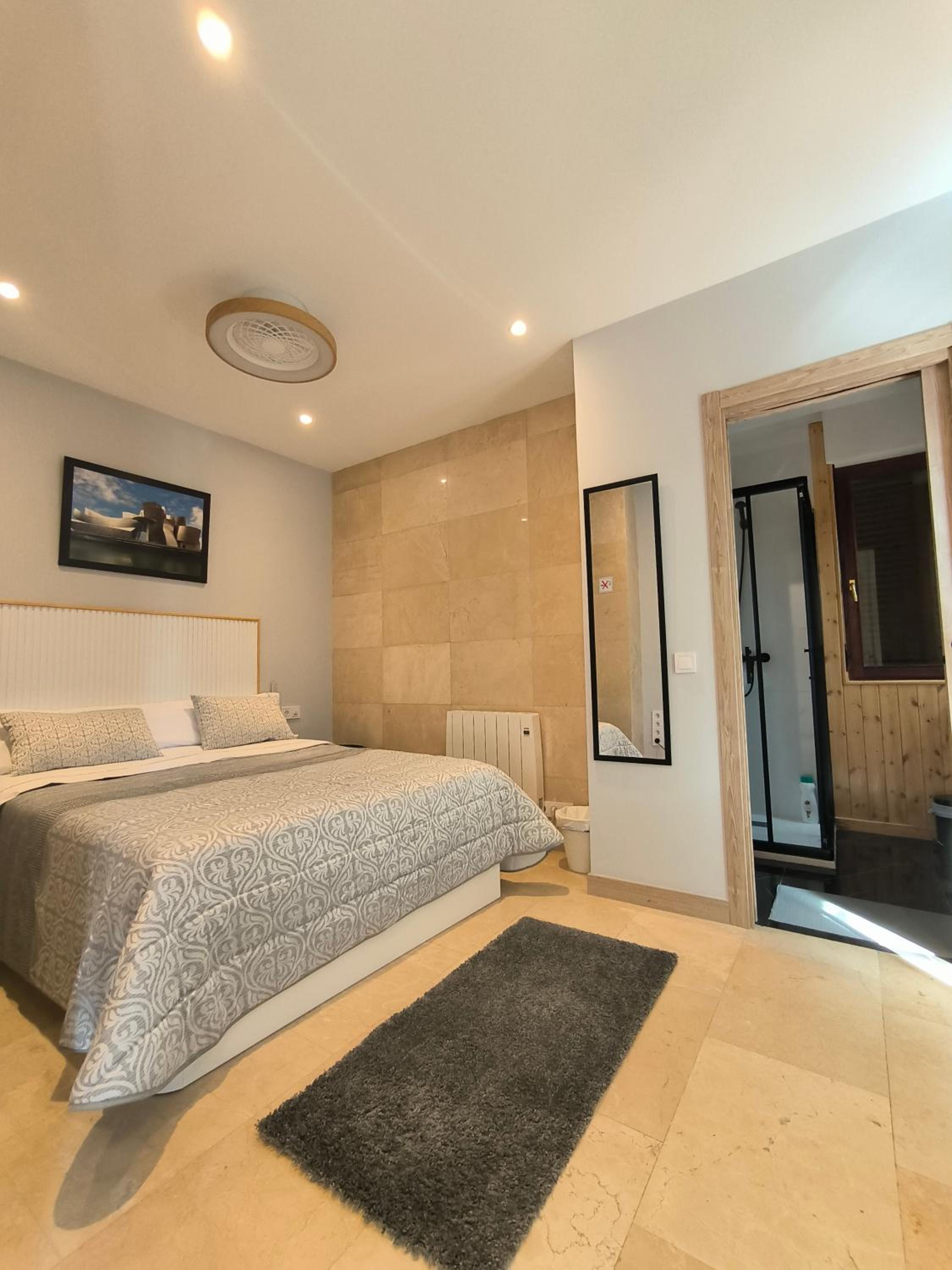 Habitación Doble Deluxe con Ducha