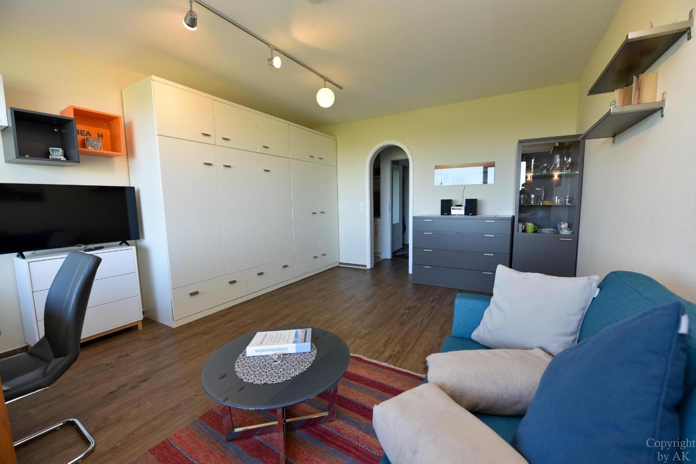 Apartment with Sea View photo 2