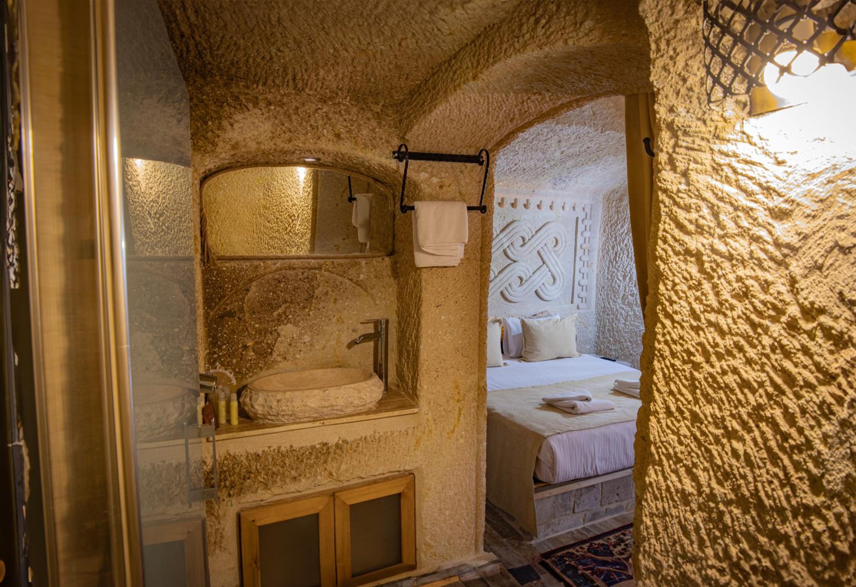 Deluxe Double Room with Extra Bed