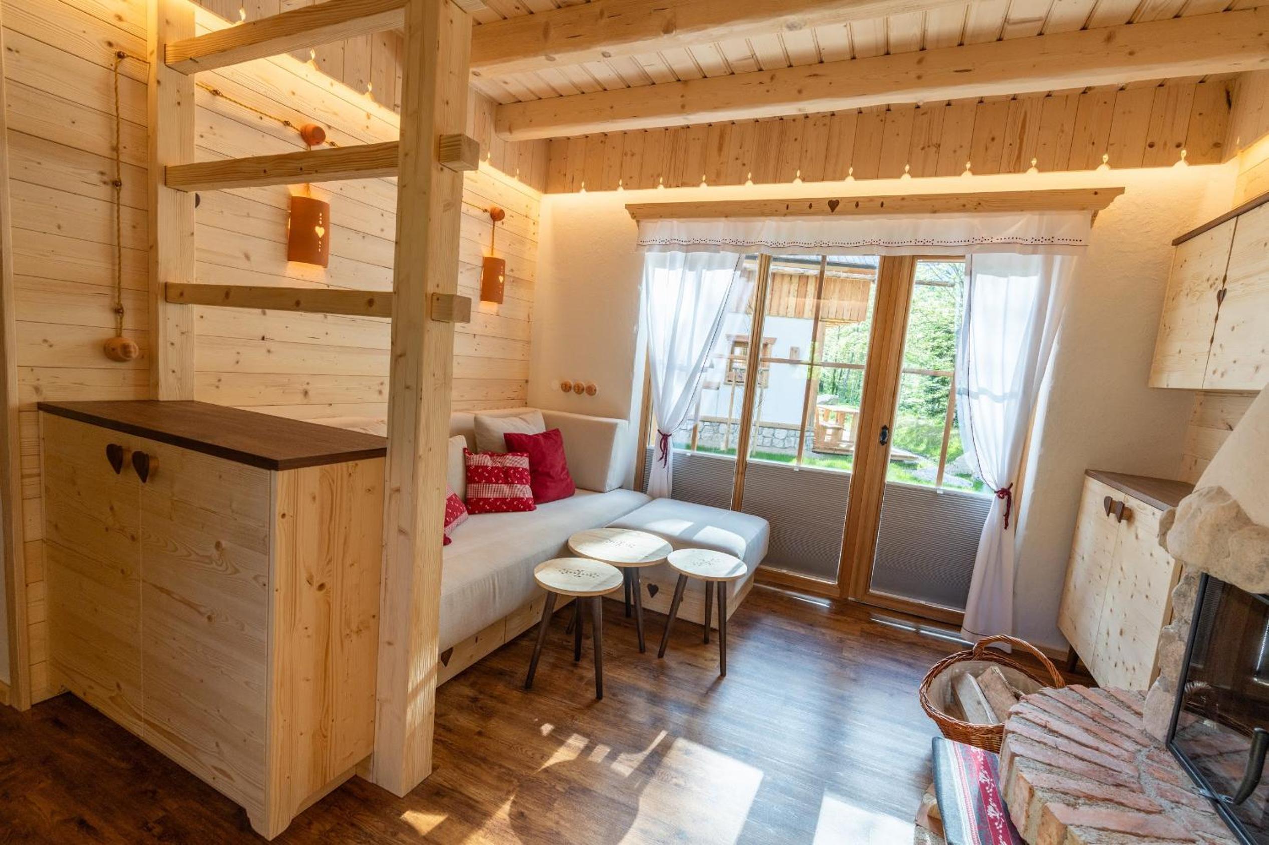 Chalet PRSIVEC with Mountain - River View, Fireplace and Sauna - Photo 8