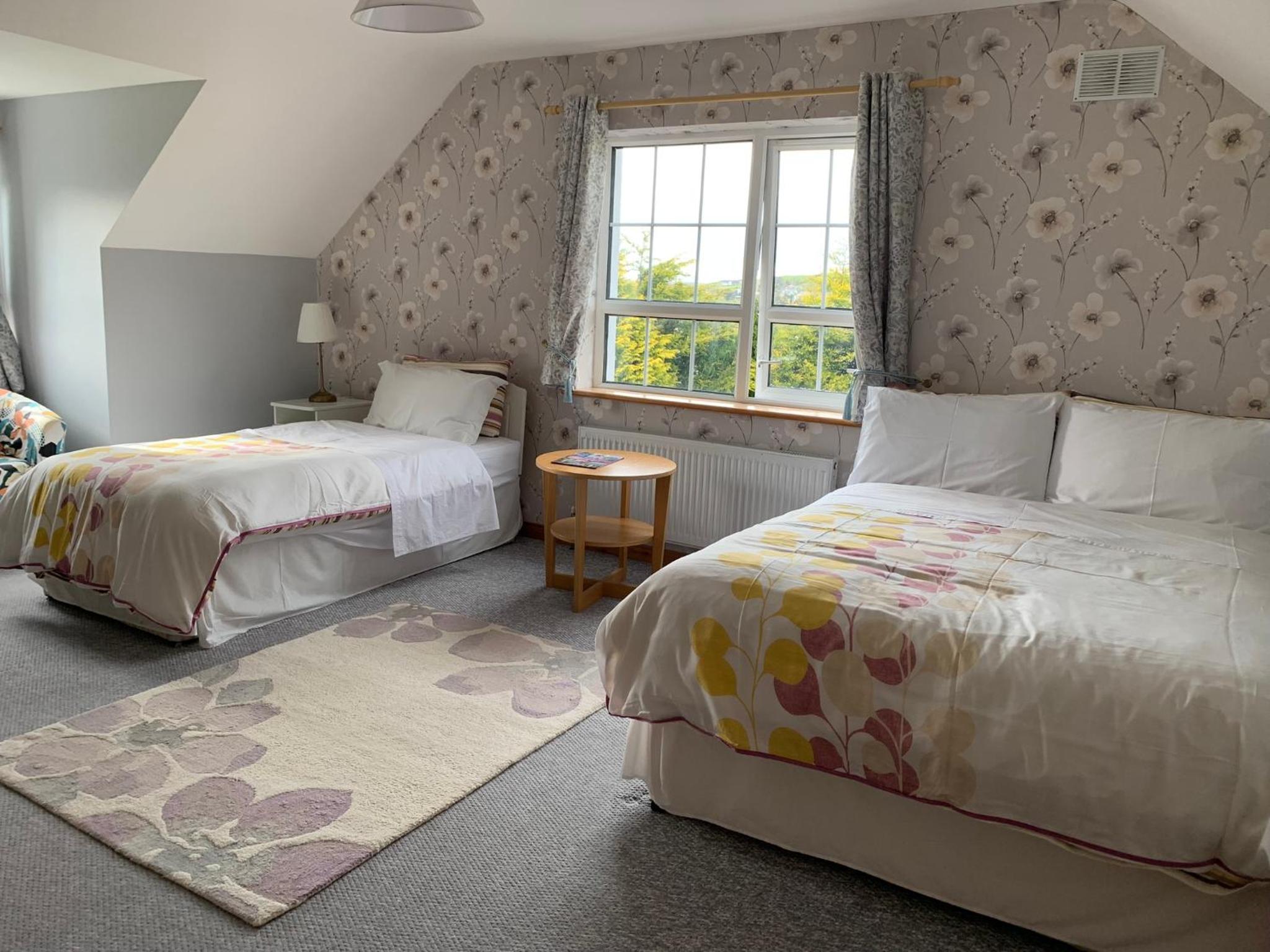 Deluxe Triple Room photo 2