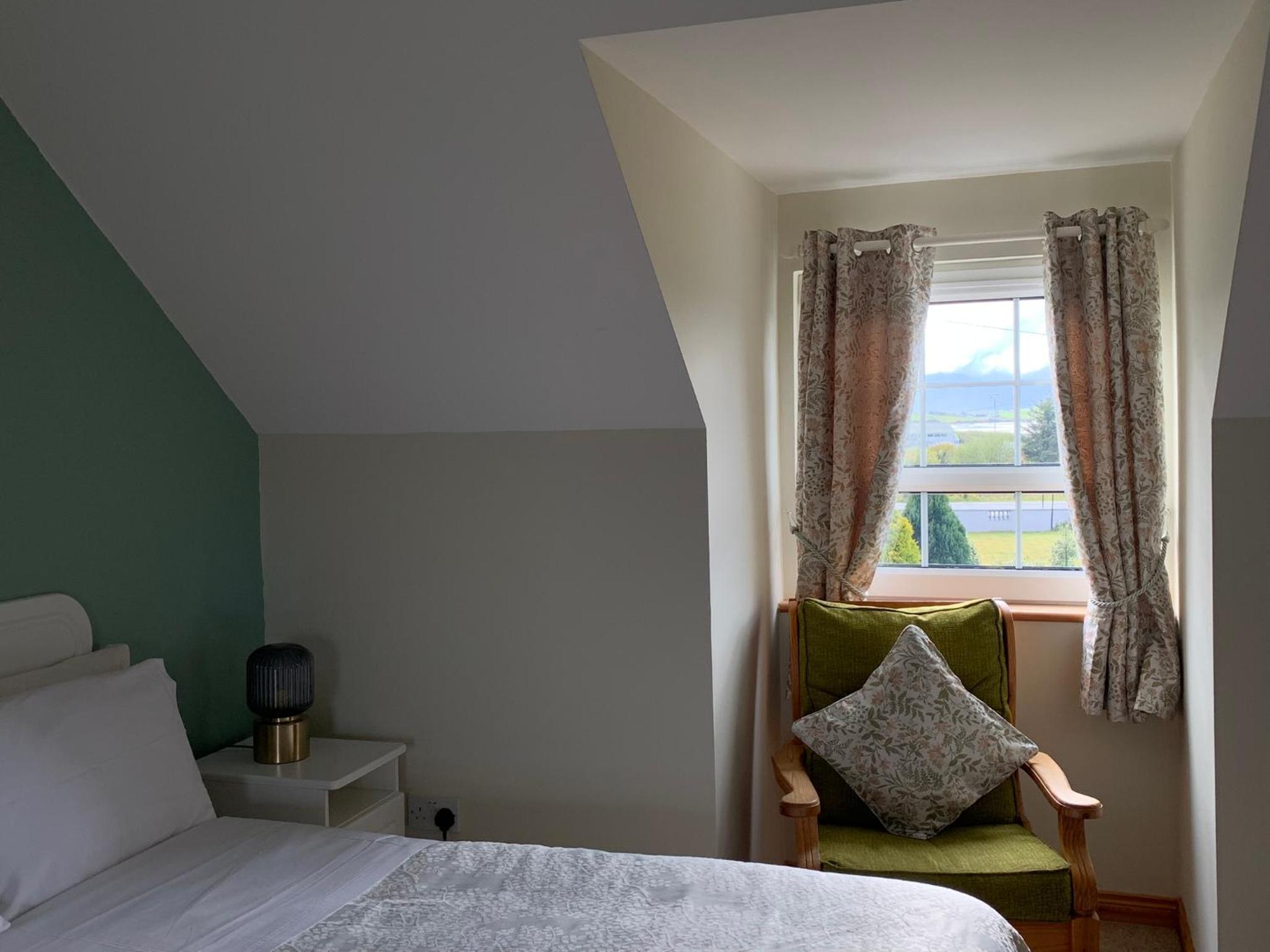 Superior Triple Room photo 2
