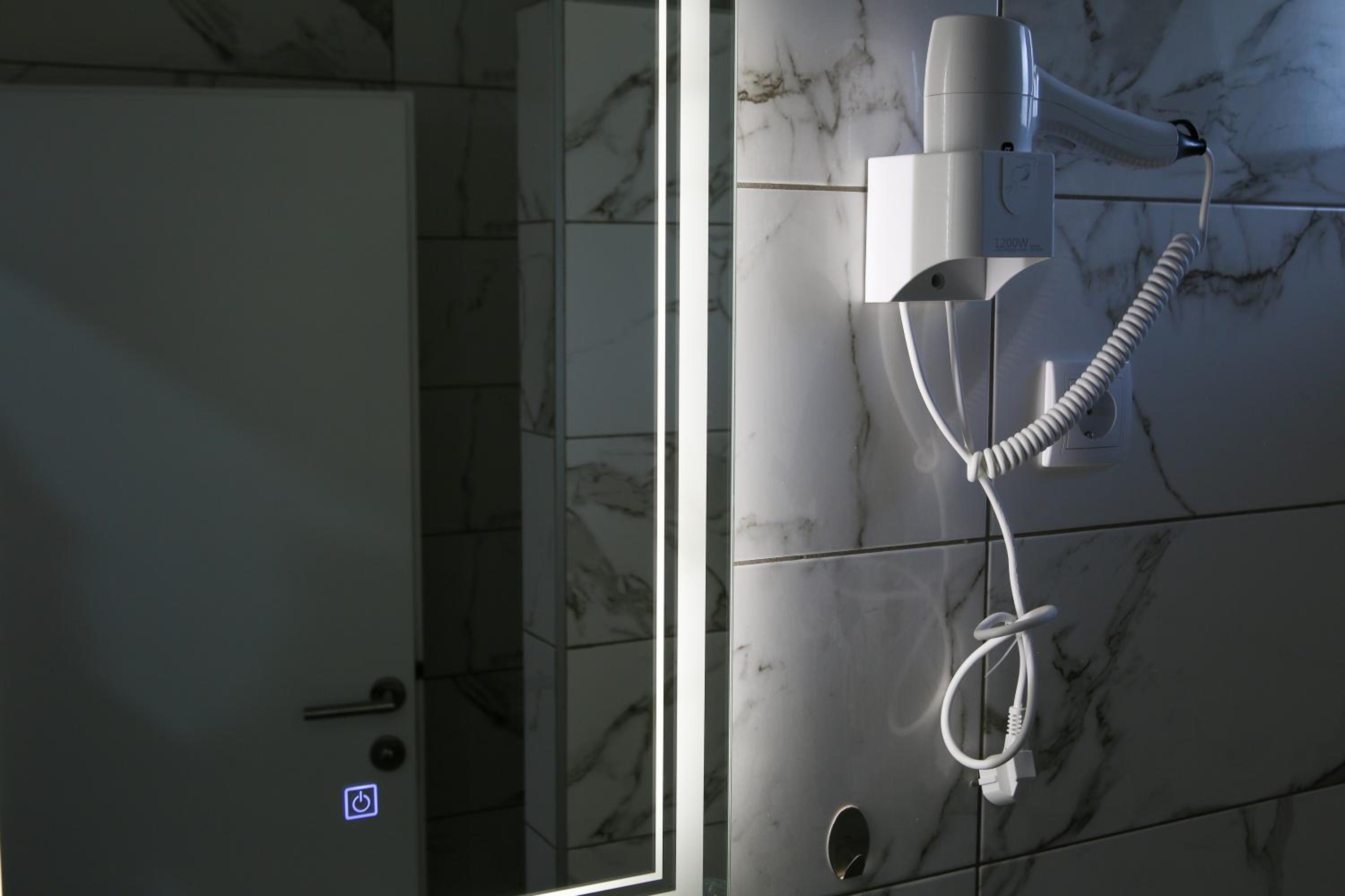 Triple Room with Private Bathroom photo 1