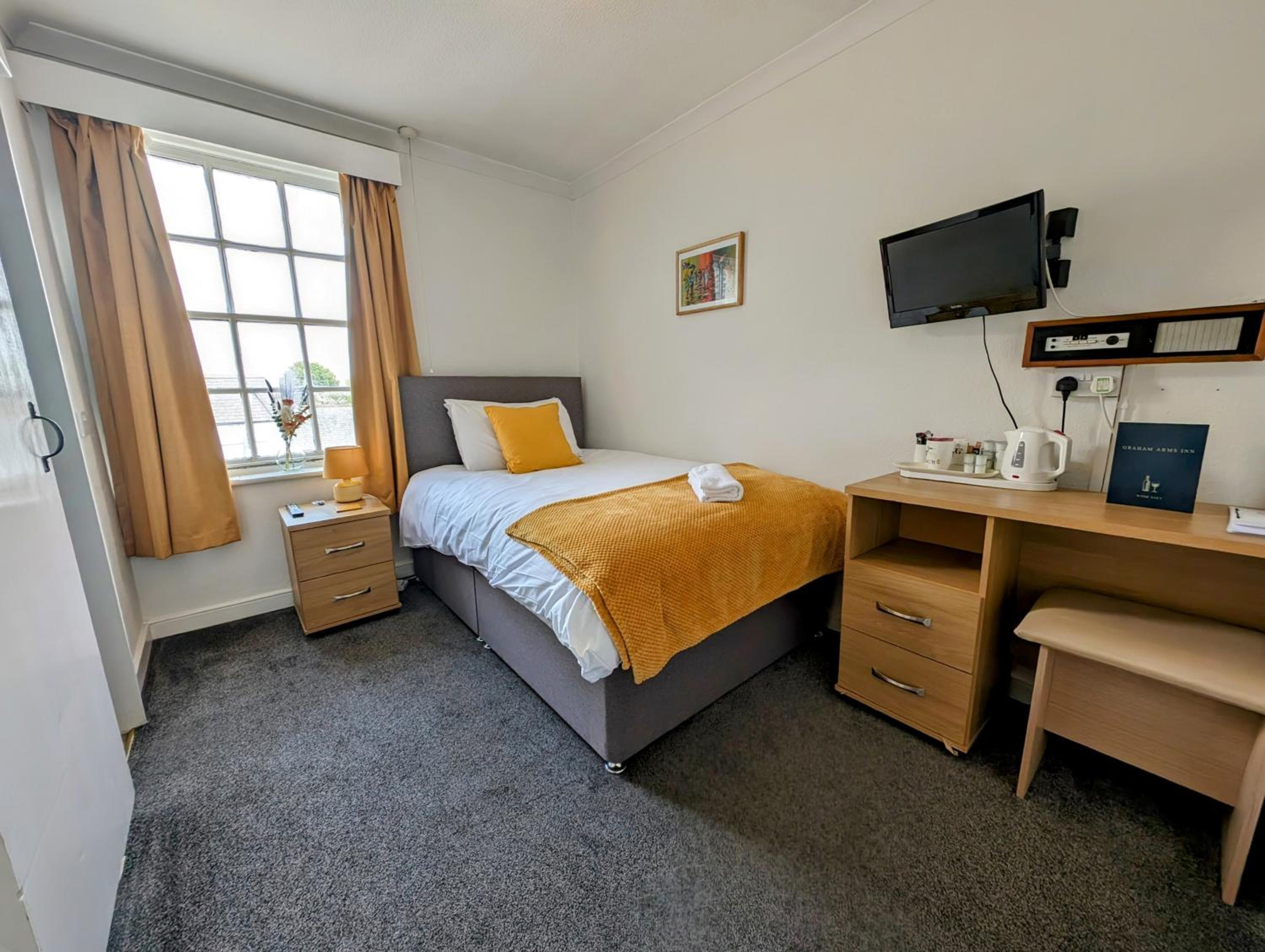 Single Room photo 2