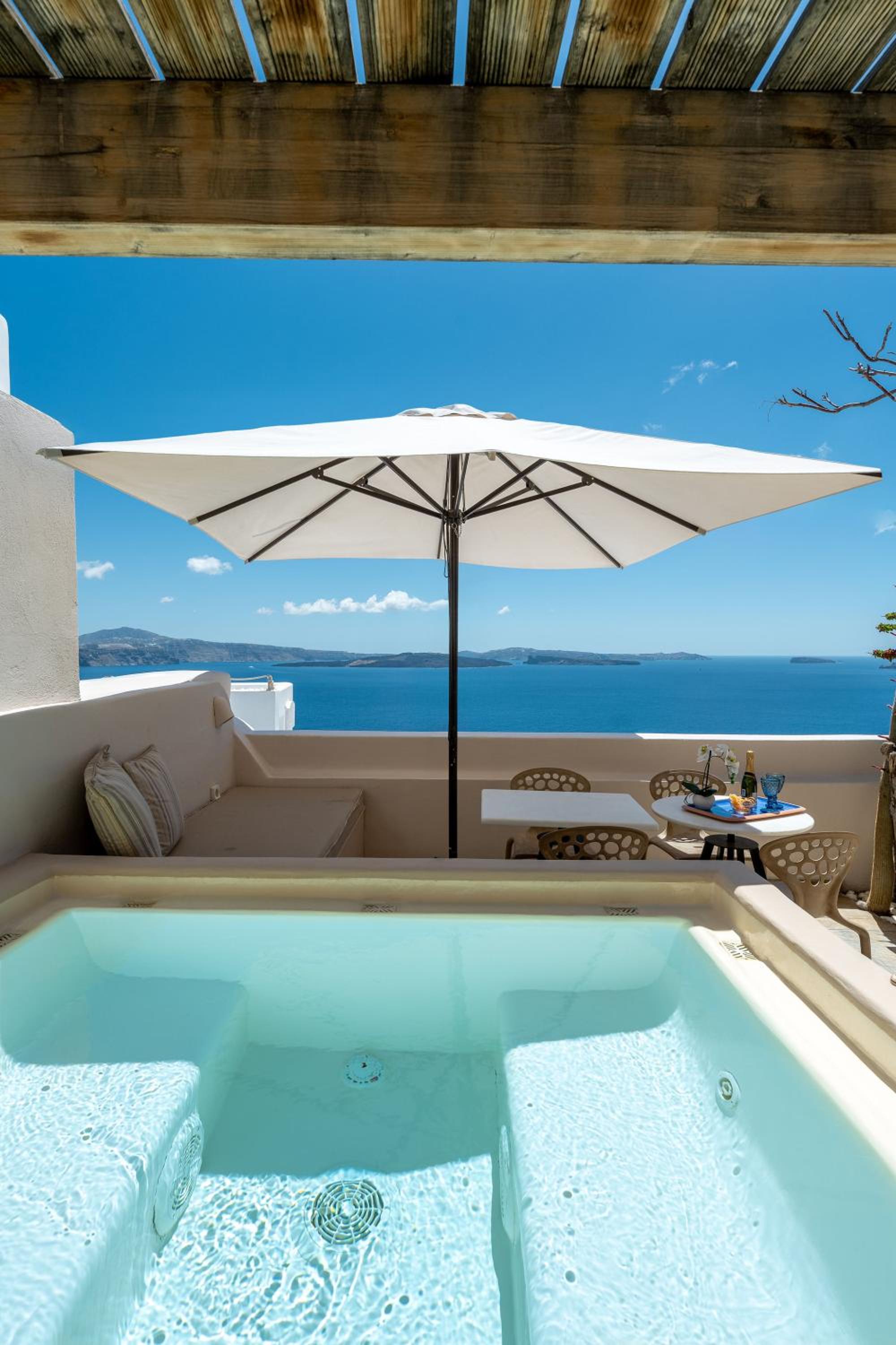 Two-Bedroom Villa with Outdoor Hot Tub photo 3