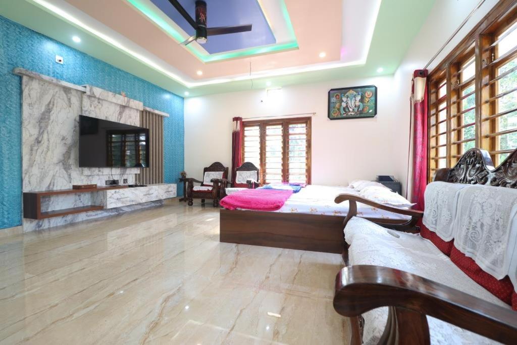 One-Bedroom House photo 1