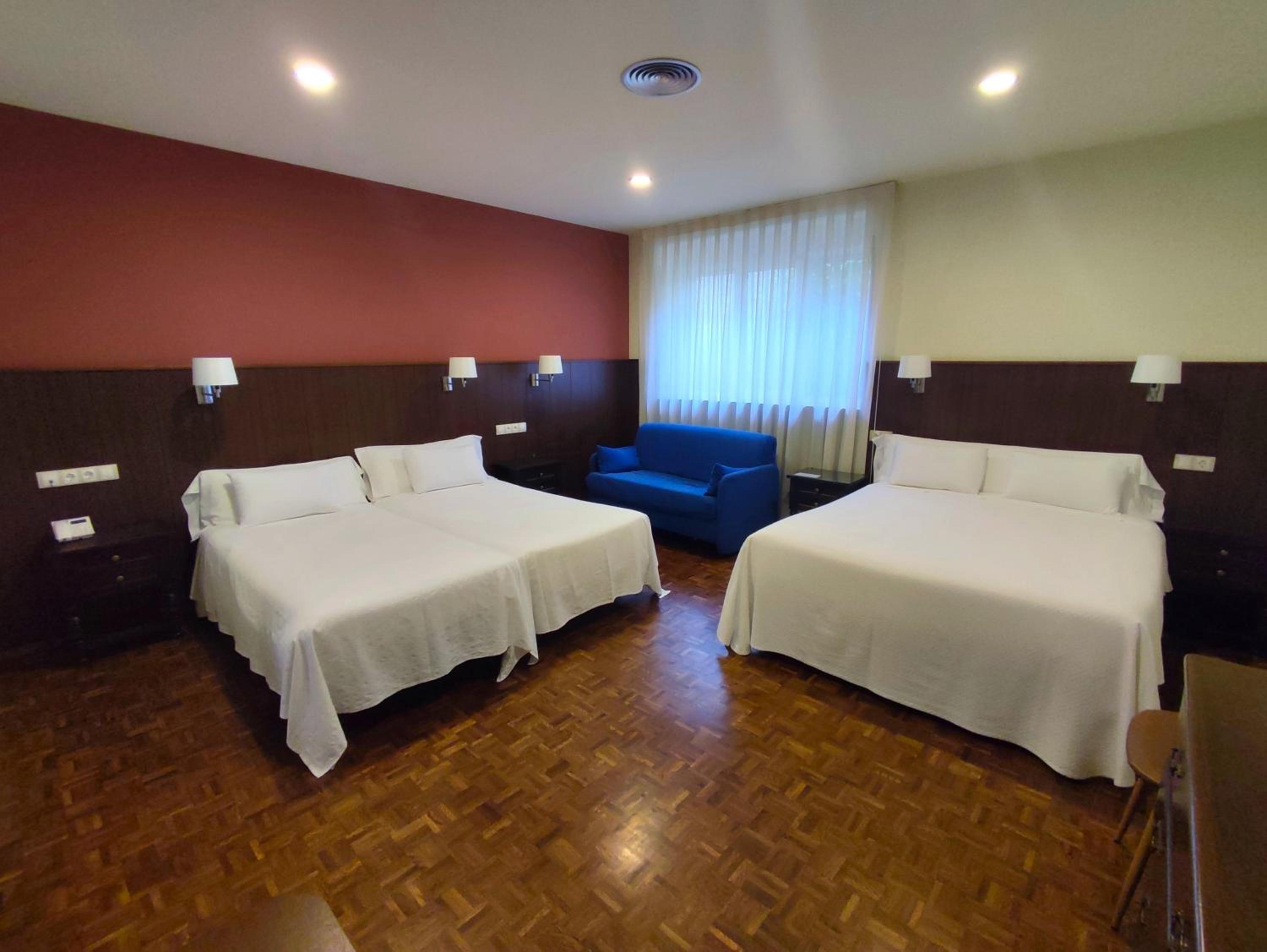 Quadruple Room photo 2