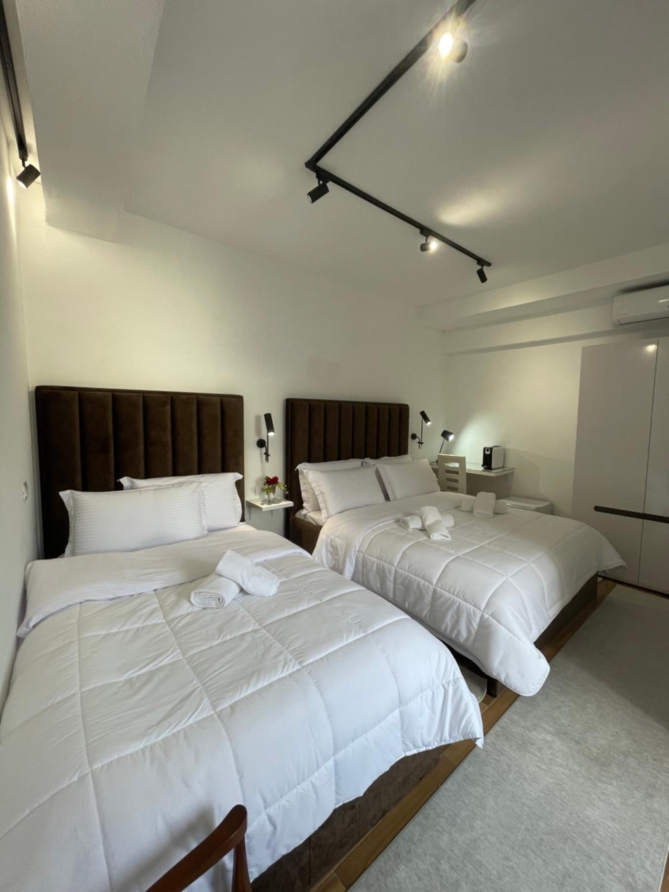 Deluxe Triple Room photo 2
