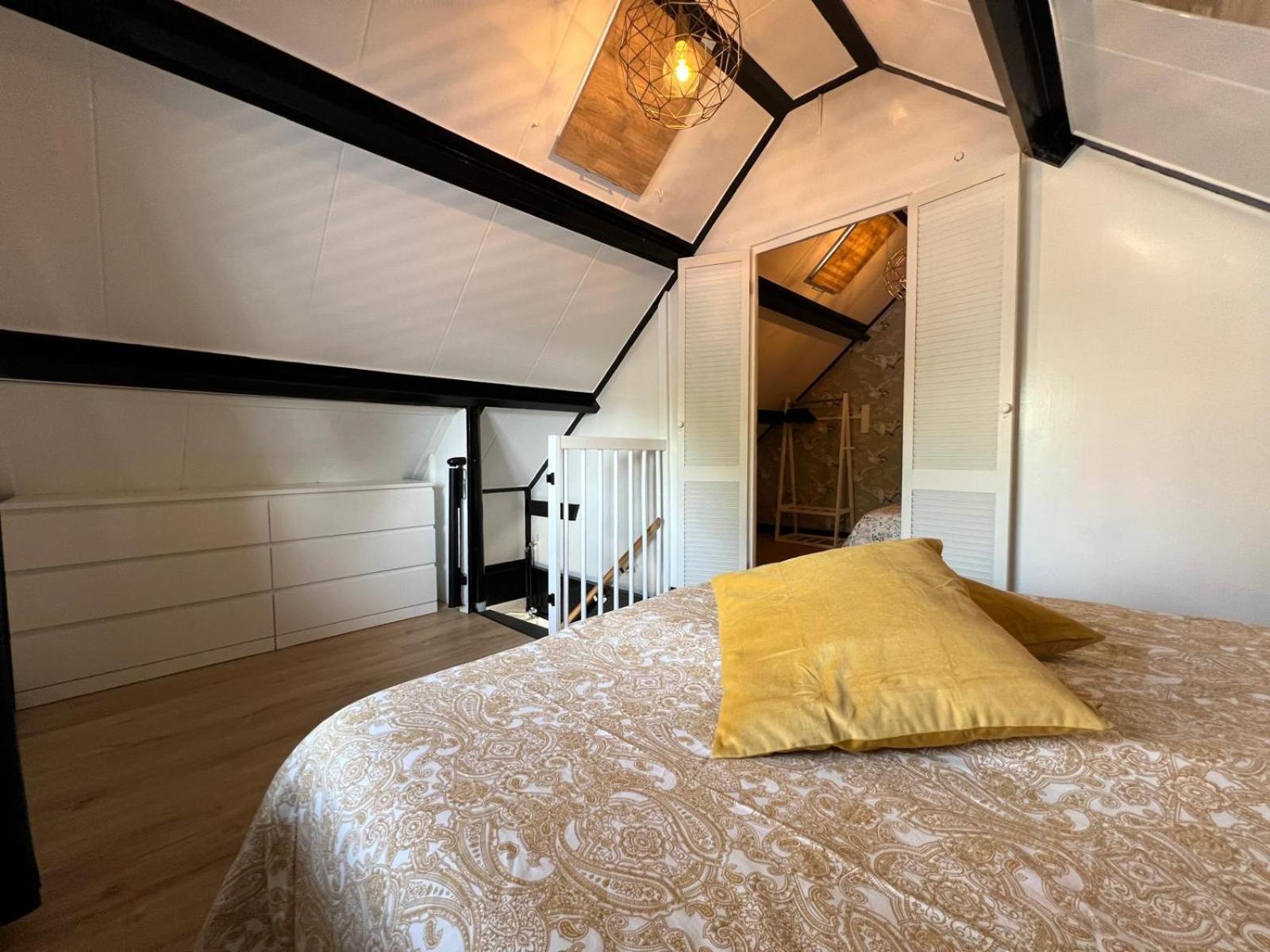 Two-Bedroom House photo 2