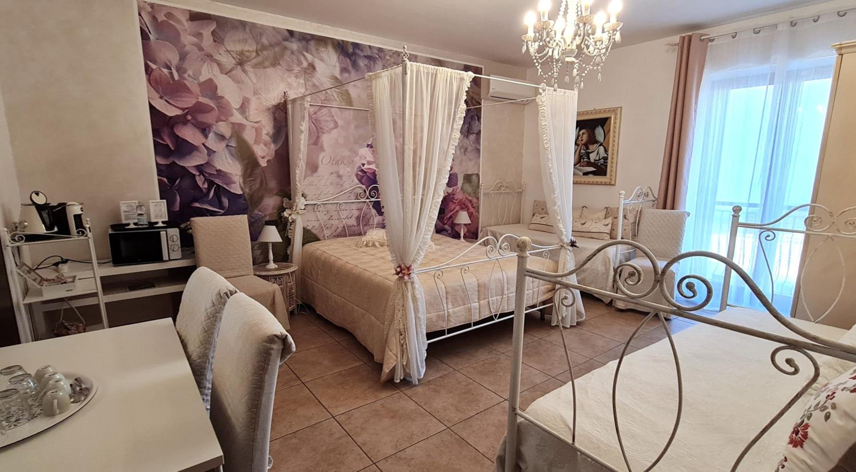 Quadruple Room With Private Bathroom photo 1