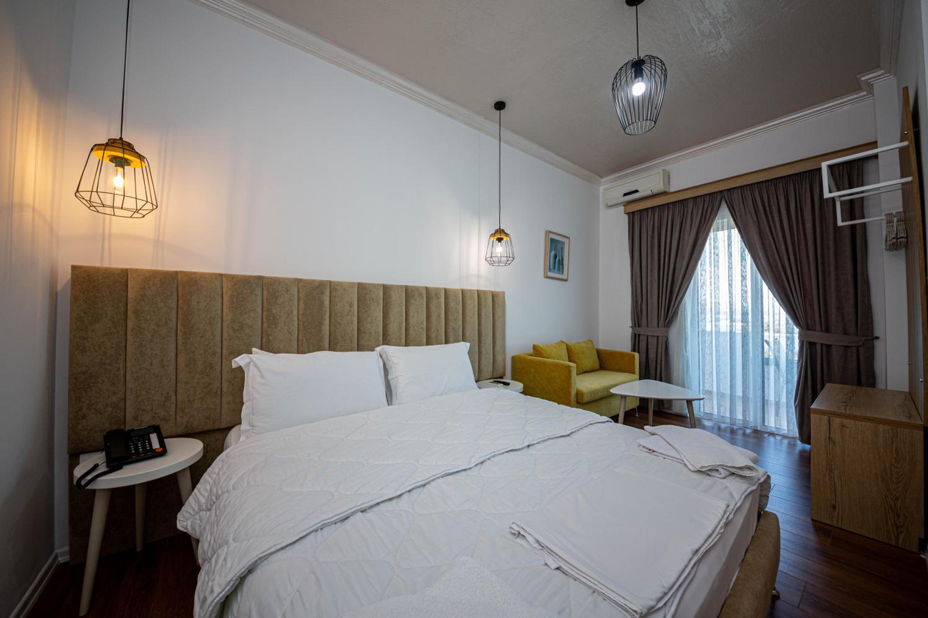 Double Room with Balcony and Sea View photo 1