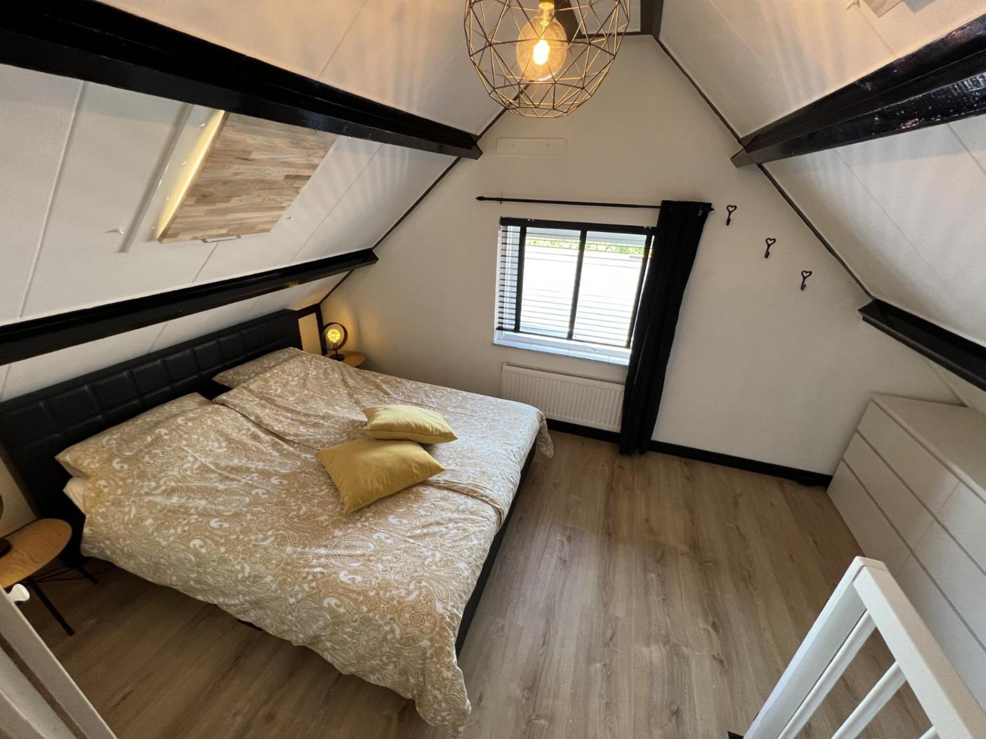 Two-Bedroom House photo 2