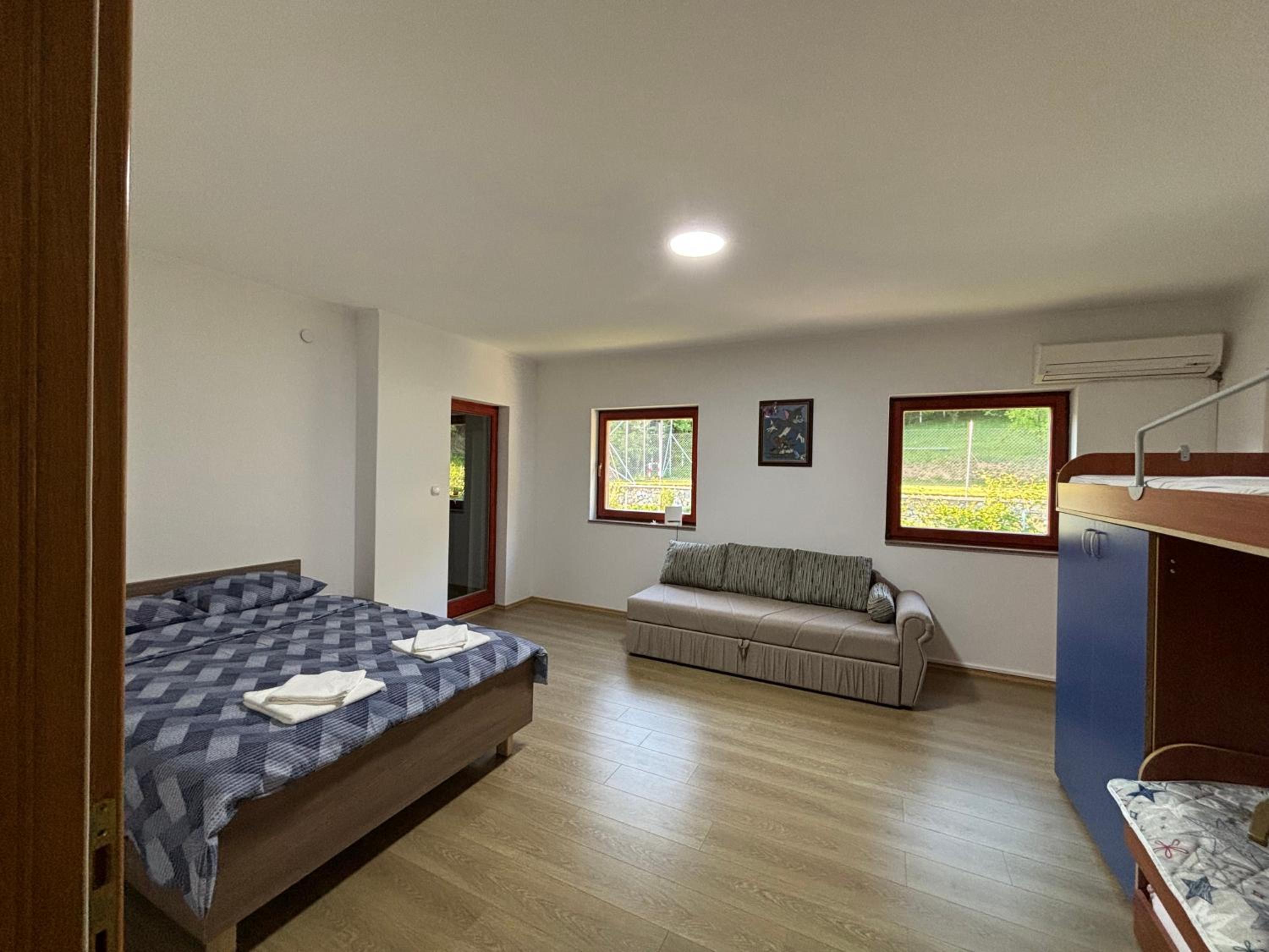 Three-Bedroom House photo 1