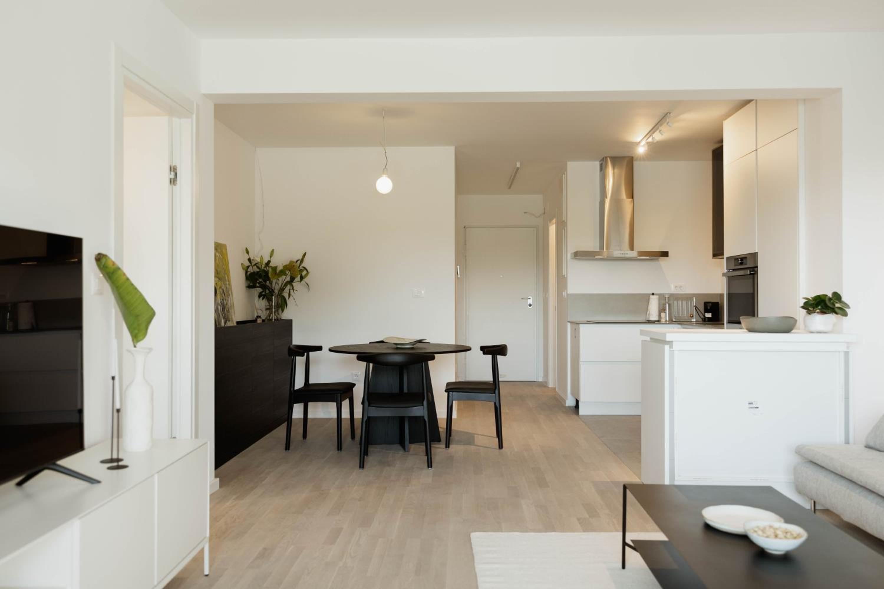 Two-Bedroom Deluxe Apartment With Balcony