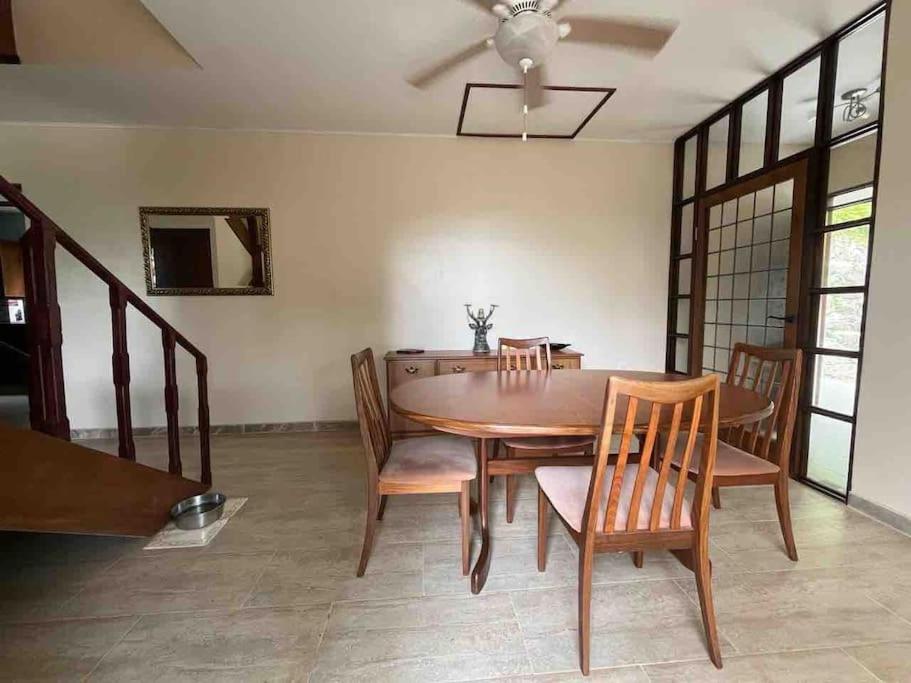 Three-Bedroom Villa photo 2