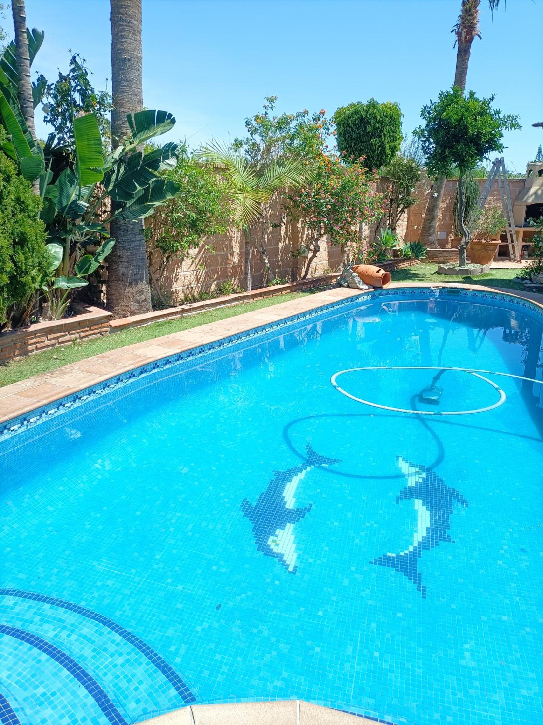 Villa photo 2