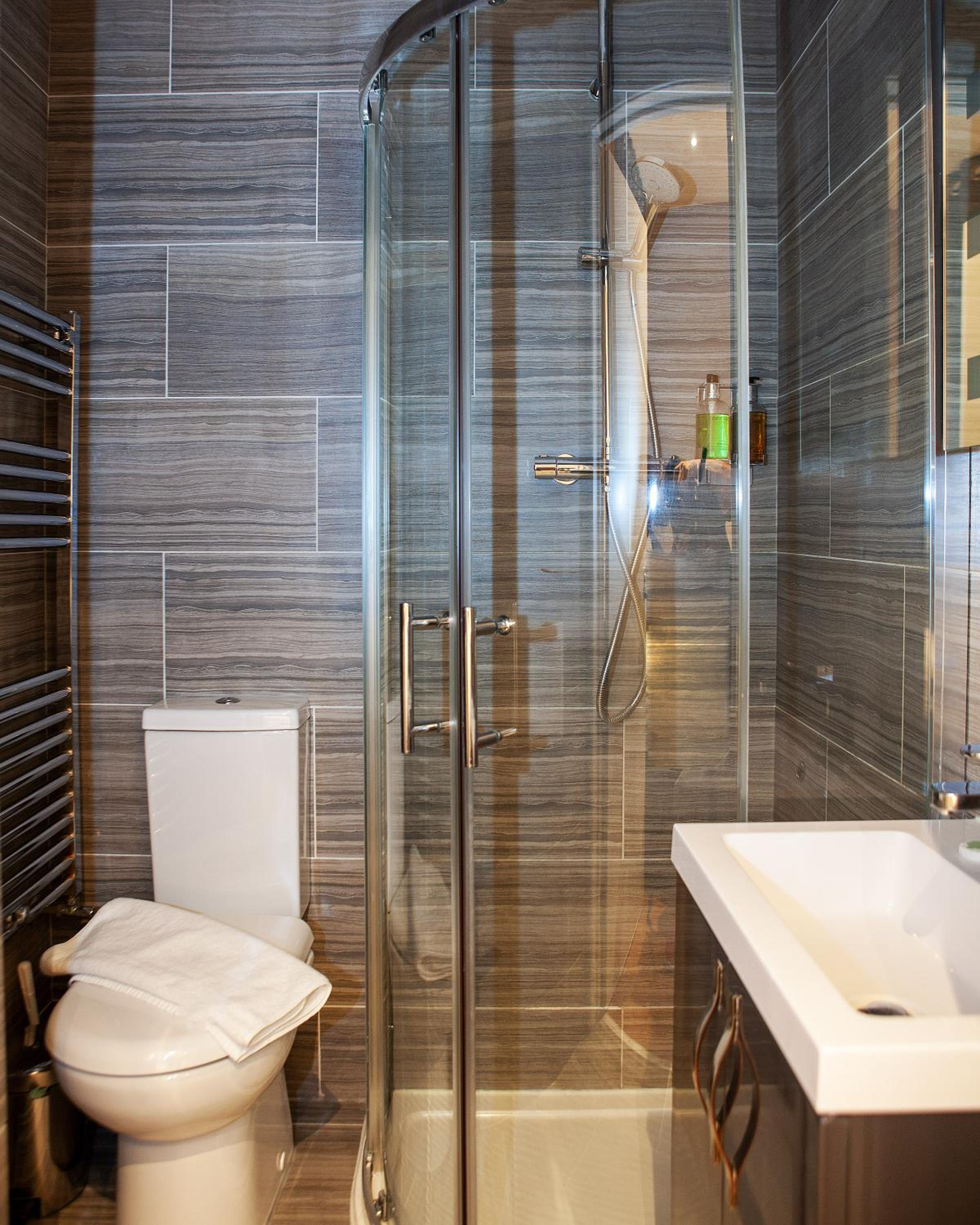 Deluxe King Room photo 2