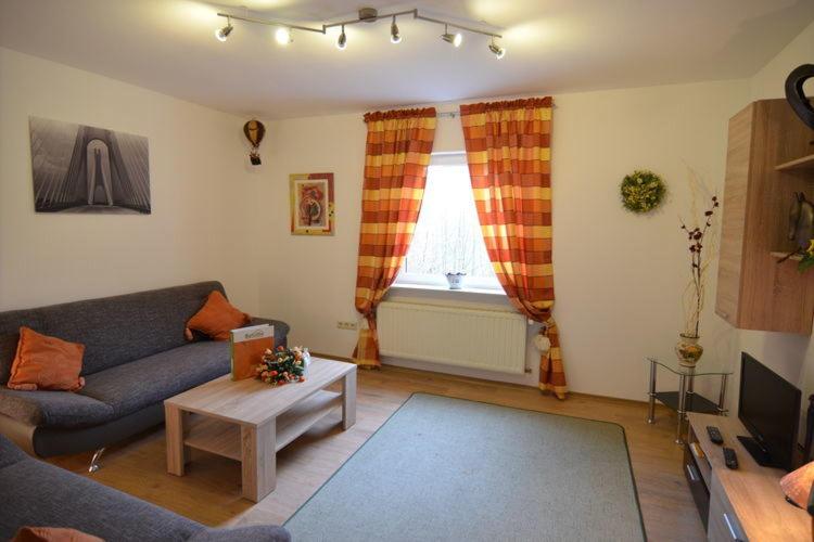 Five-Bedroom House photo 1