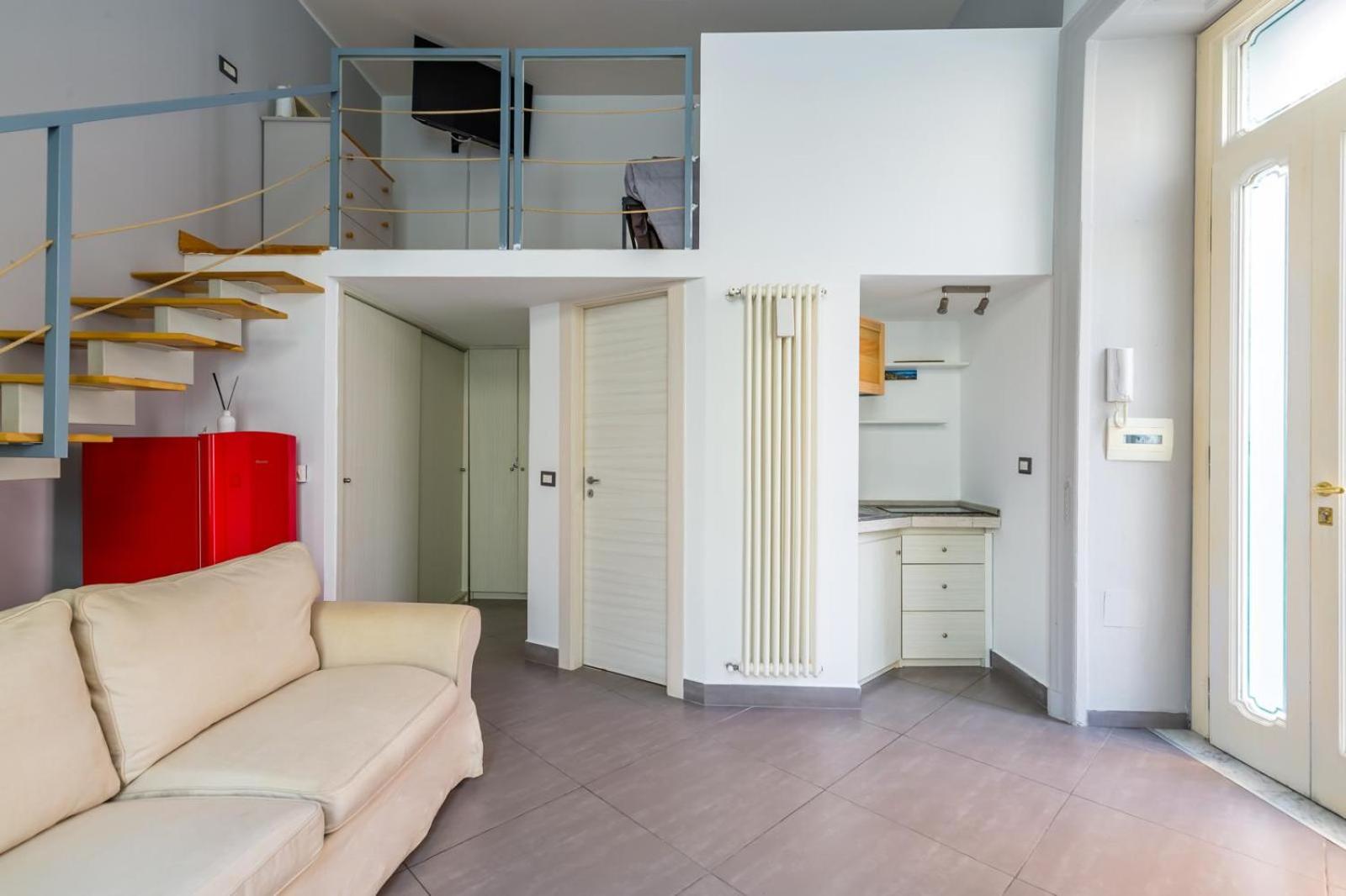 One-bedroom Loft Apartment