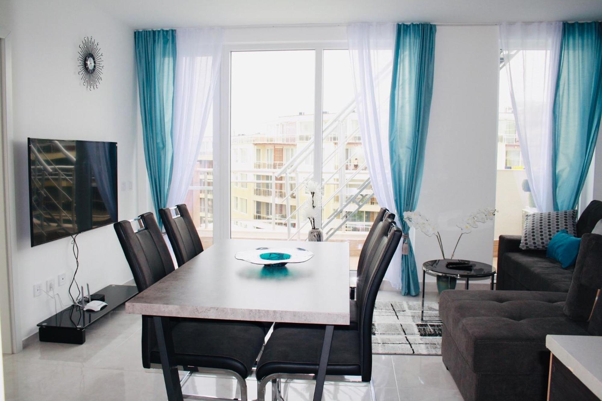 Deluxe Apartment photo 1