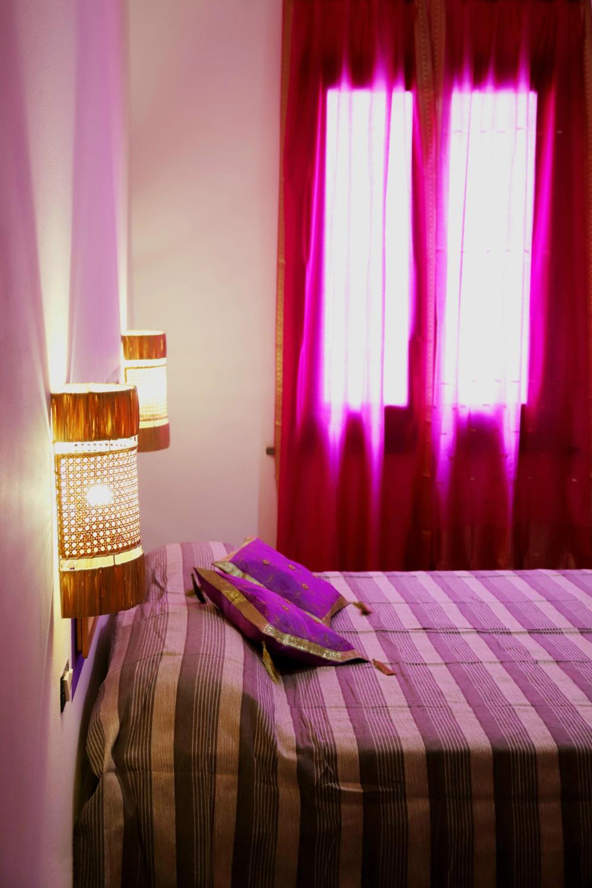 Double or Twin Room with Private Bathroom photo 2