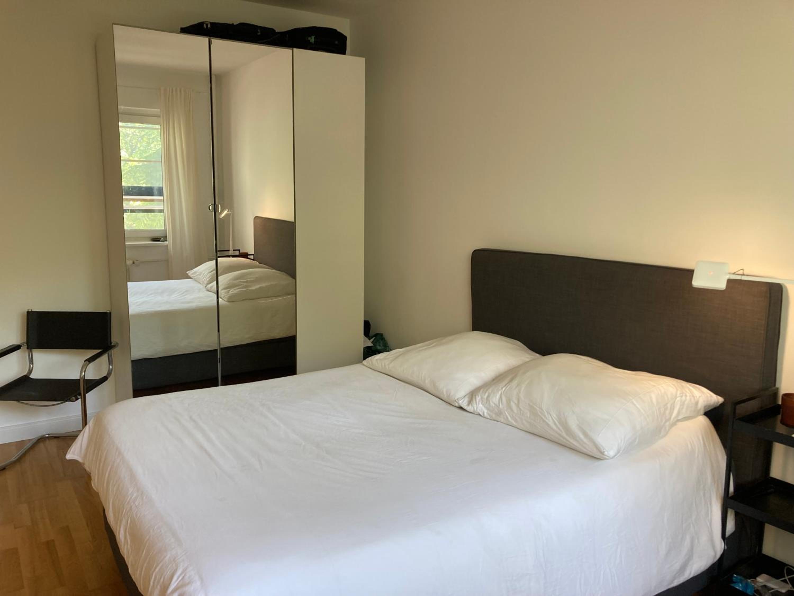 Double Room with Shared Bathroom photo 3