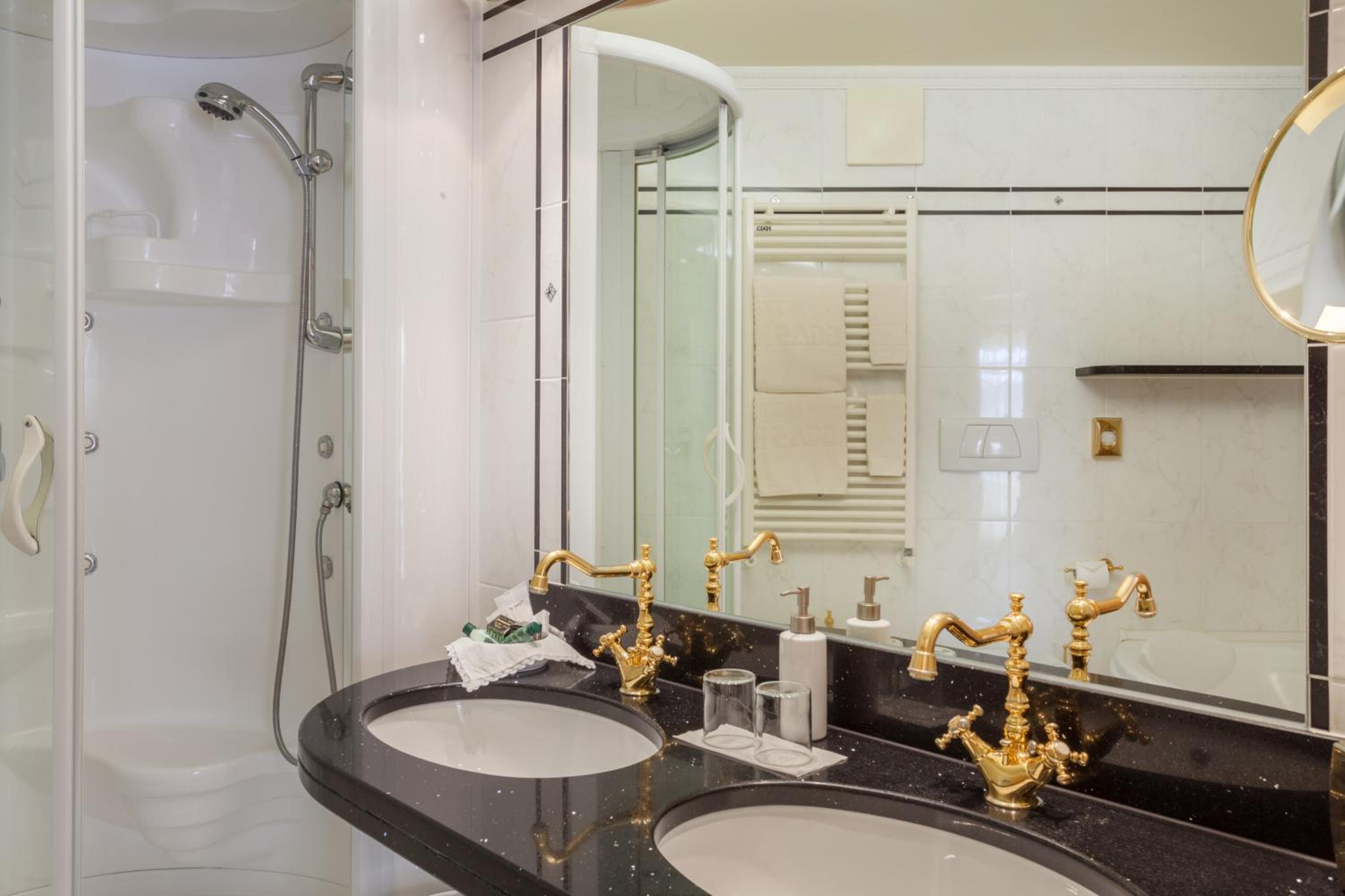 Suite photo 2