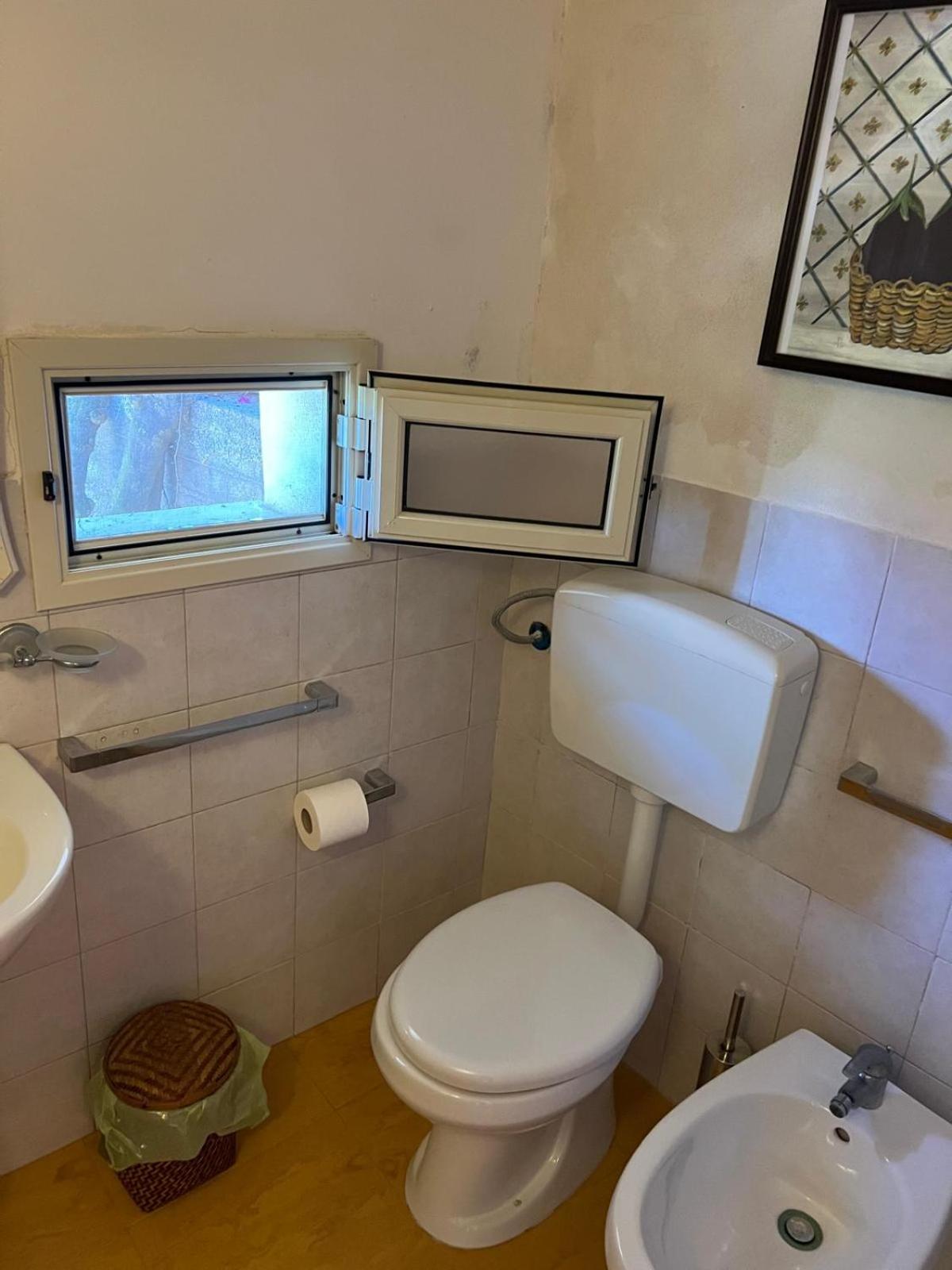 One-Bedroom House with Garden photo 3