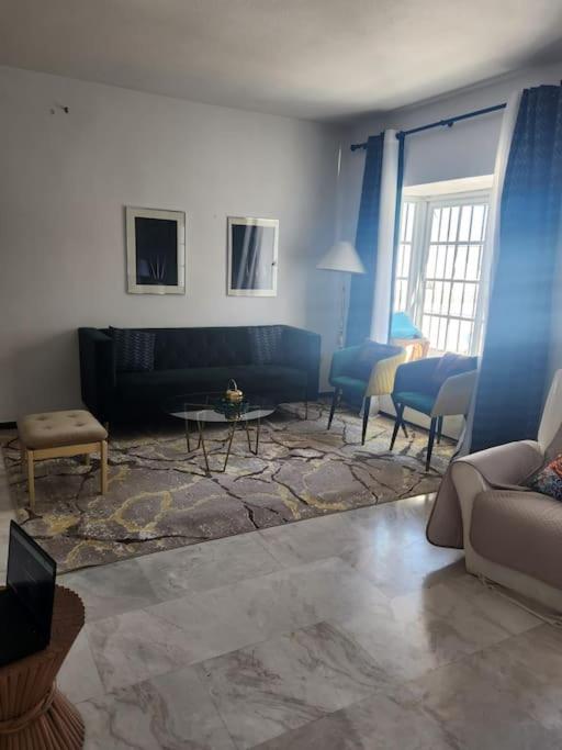 Casa de cuatro habitaciones