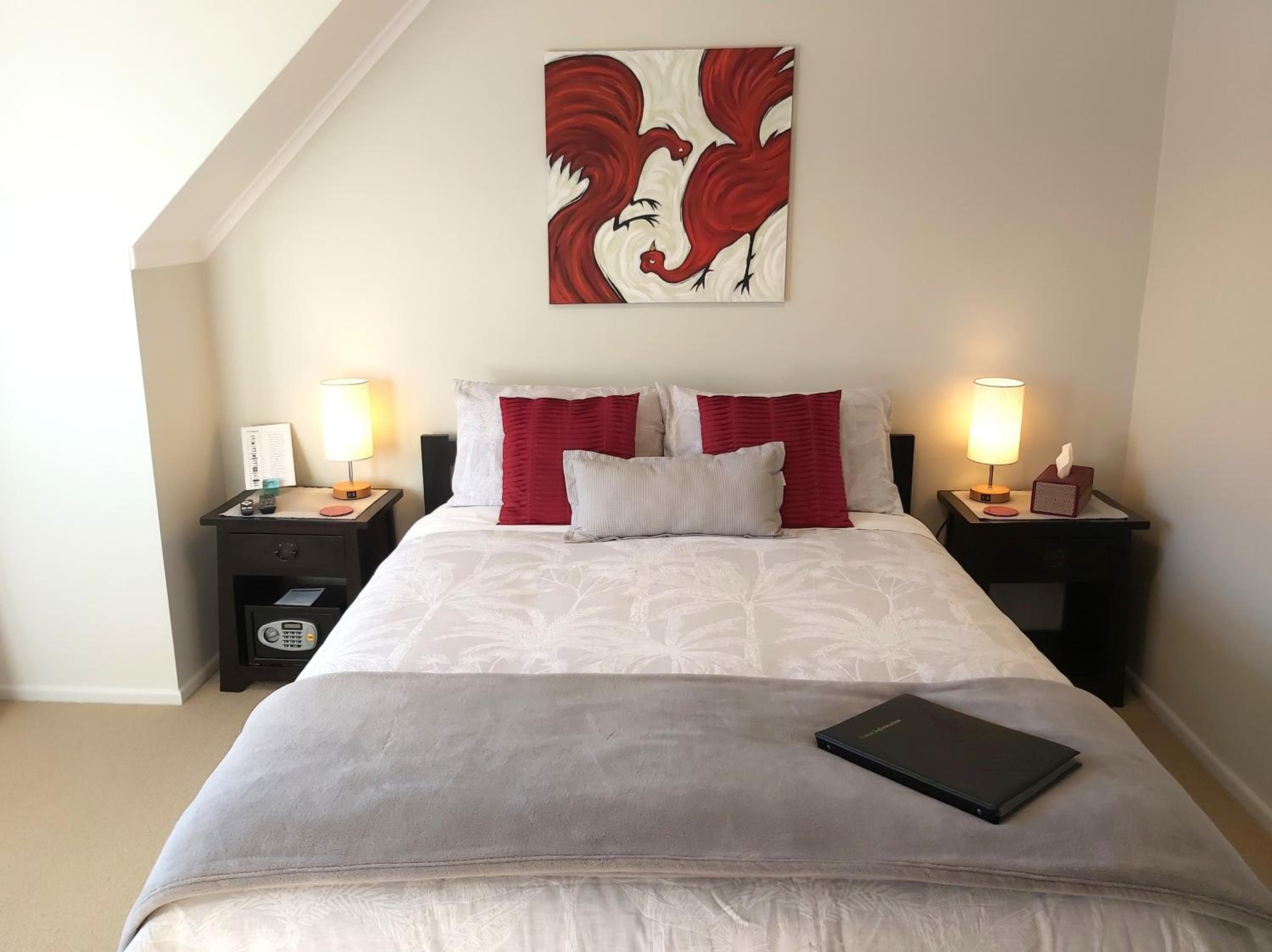 Standard Queen Room photo 1