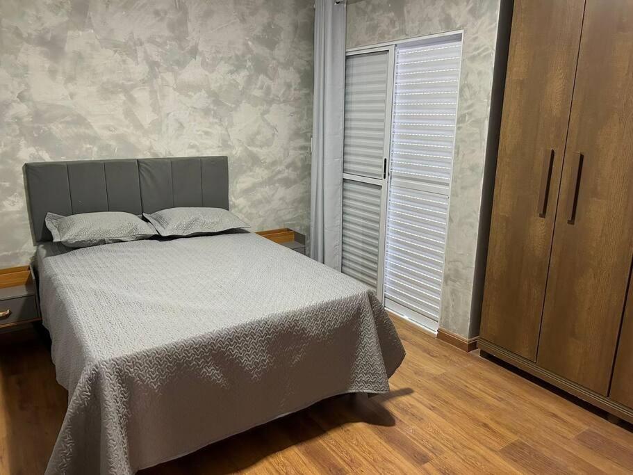 Three-Bedroom Apartment photo 1