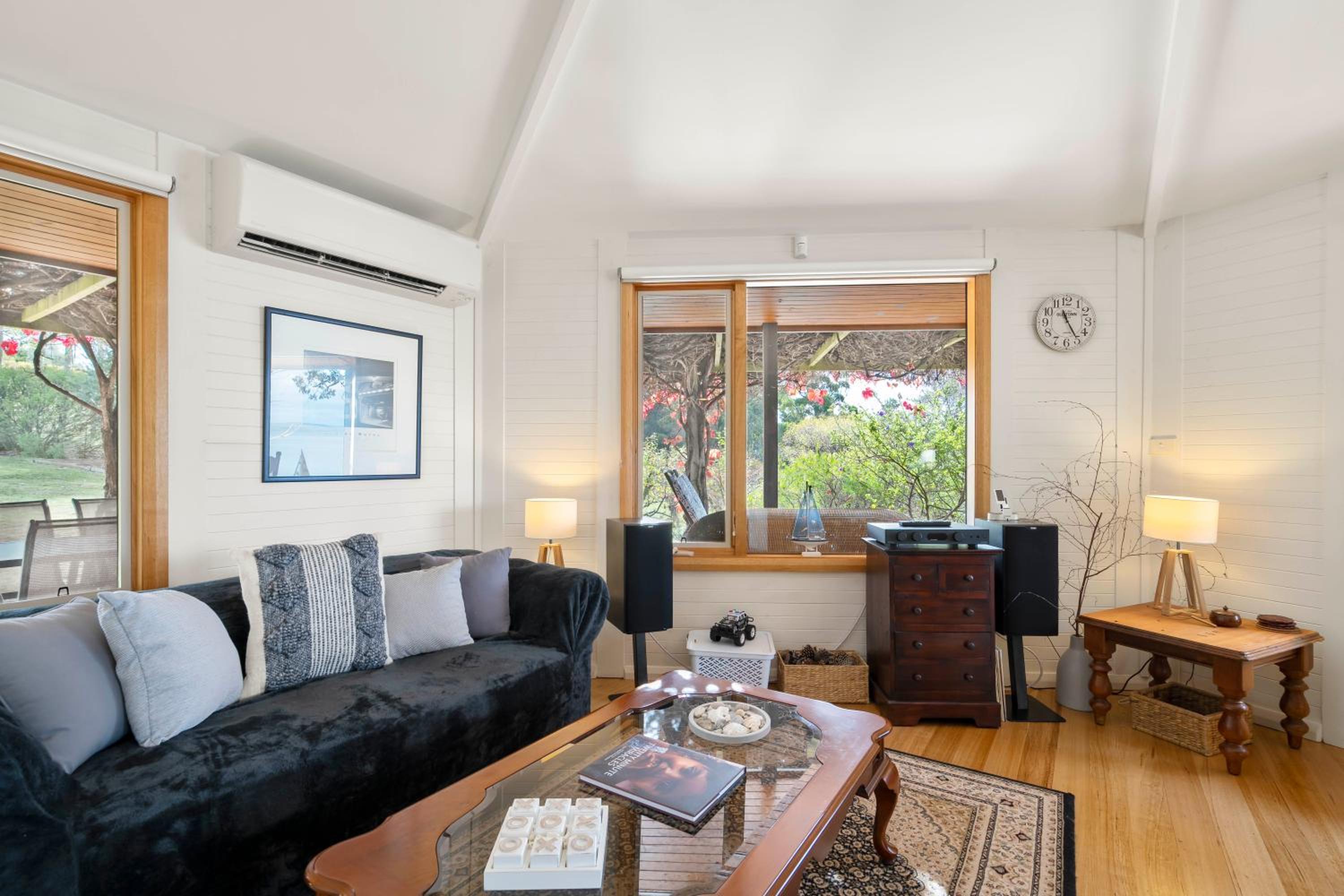 Three-Bedroom House photo 1