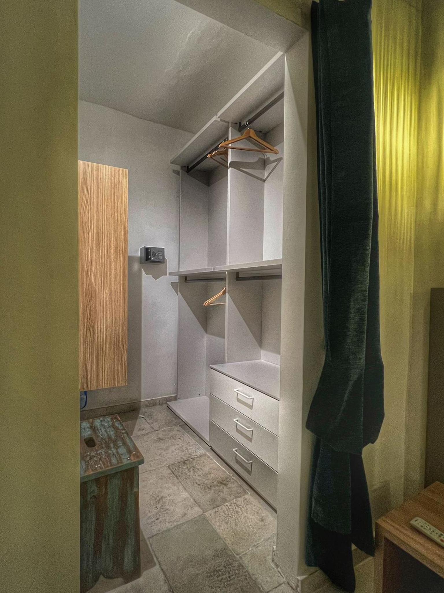 One-Bedroom Apartment with Spa Bath