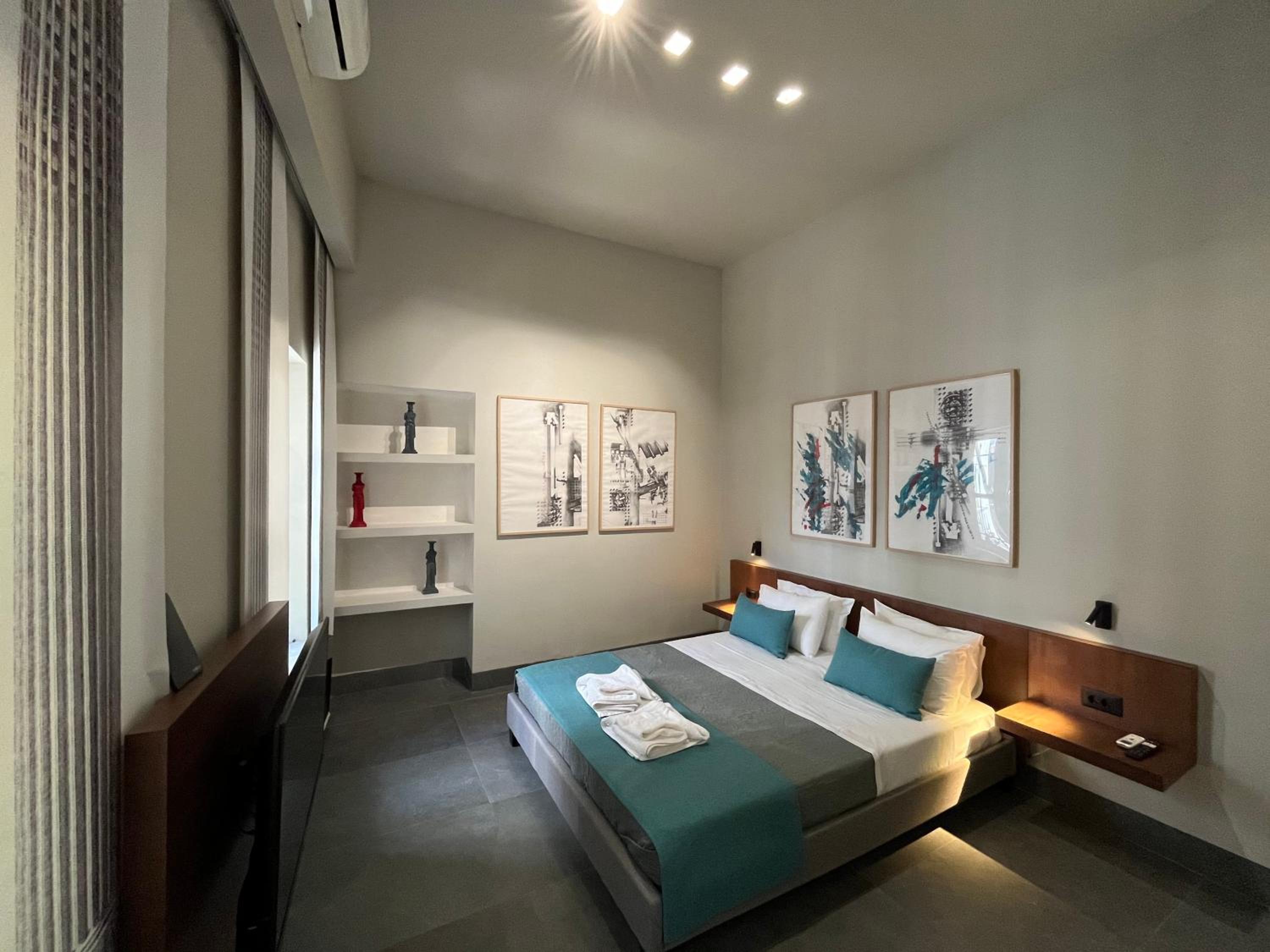 Double Room with Pool View photo 1