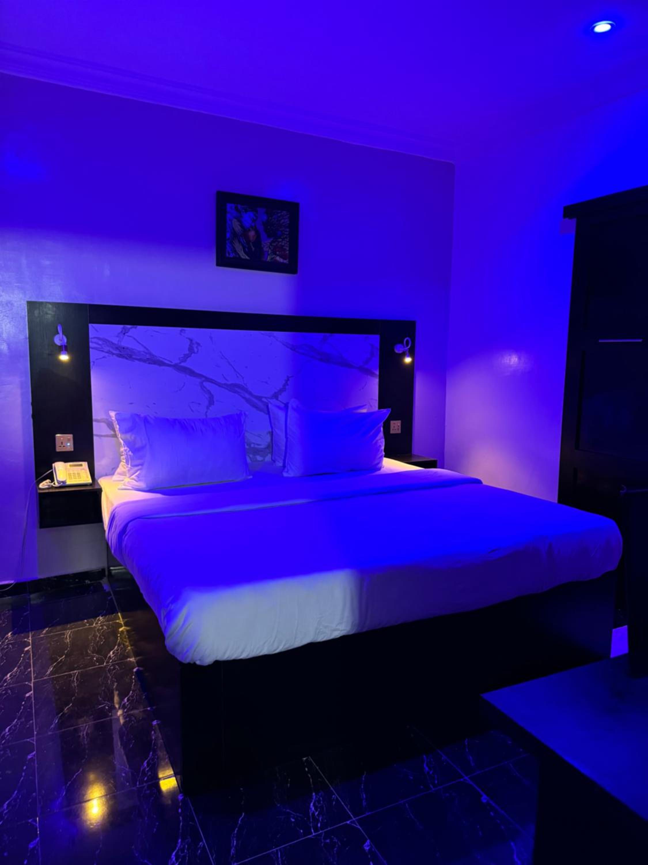 Deluxe Single Room